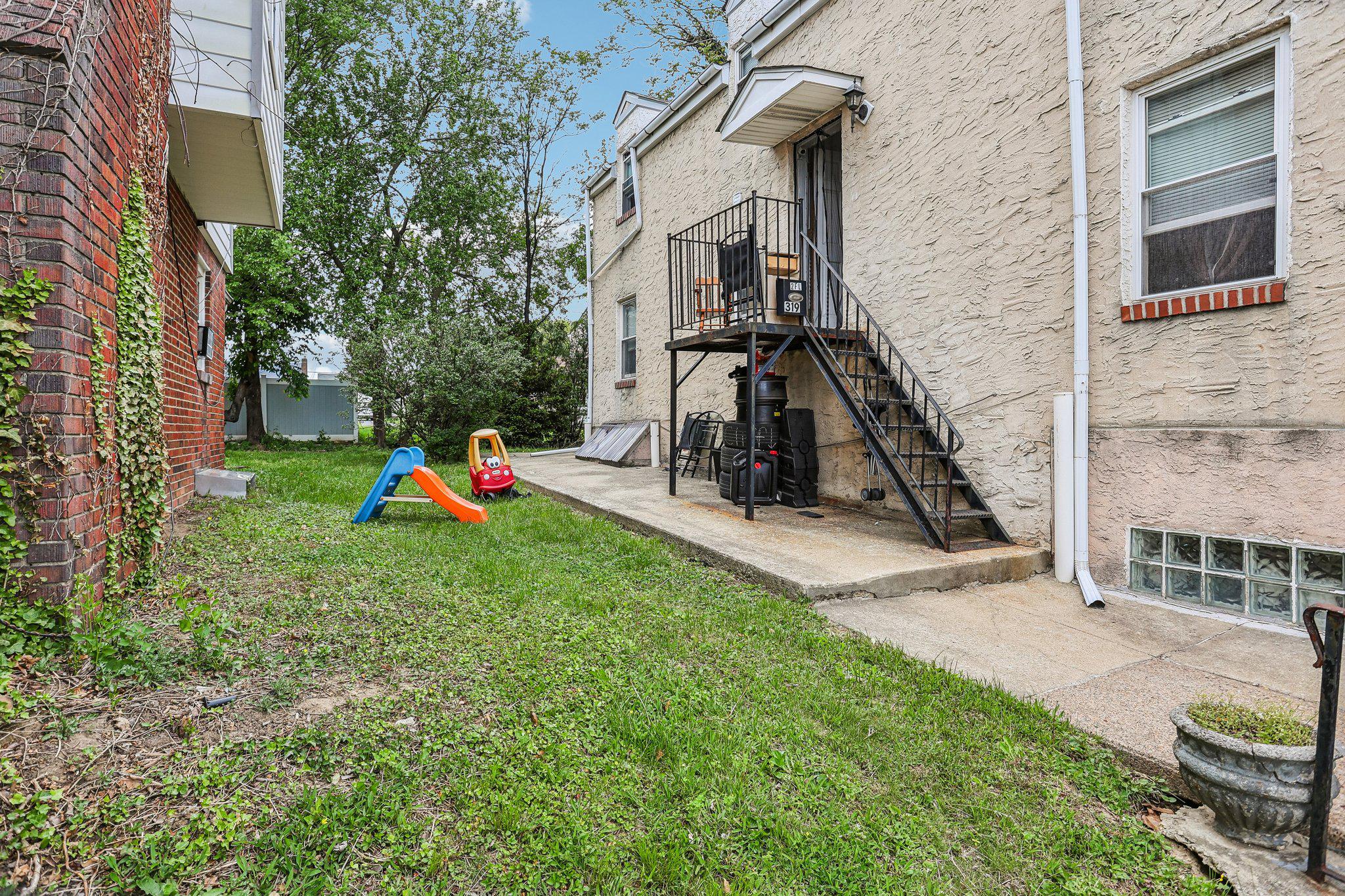 FOLSOM - Residential Income
