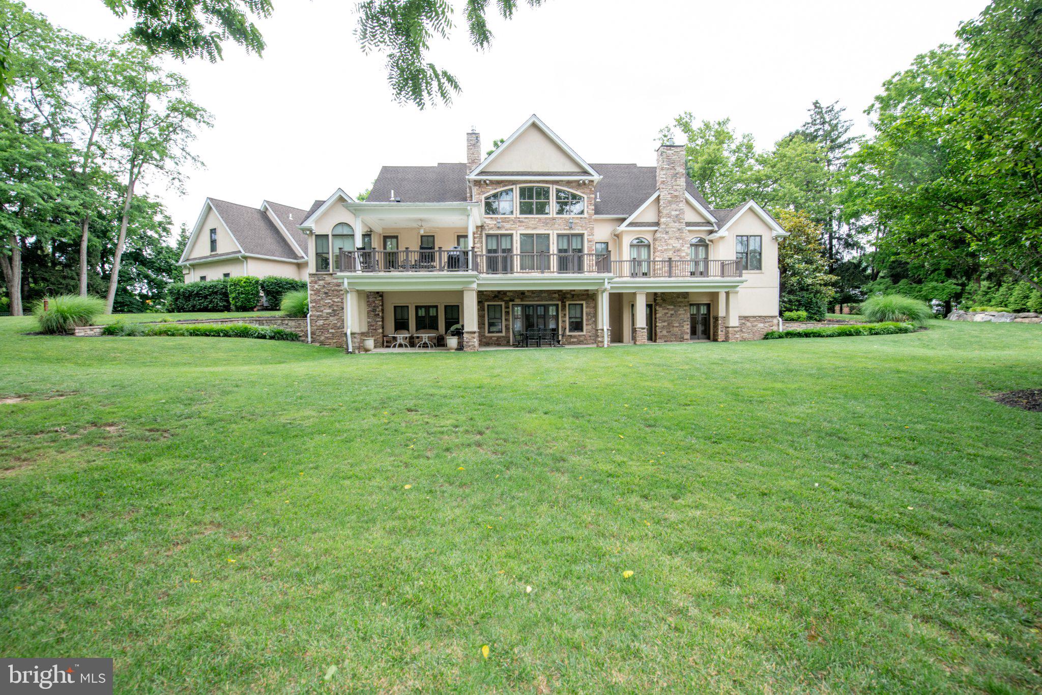 MEADOW BROOK - Residential