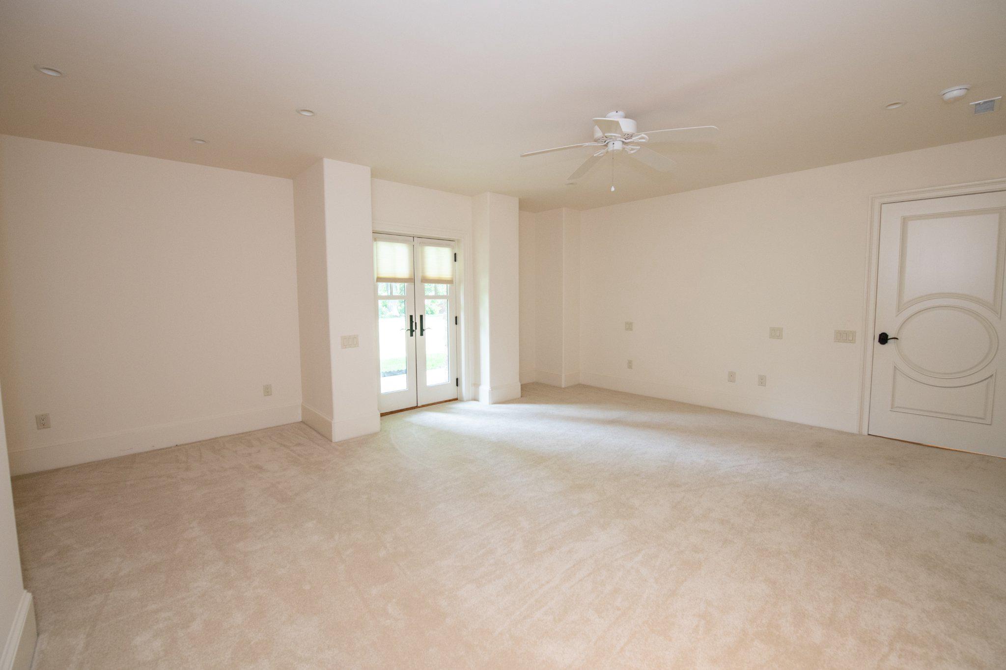 MEADOW BROOK - Residential