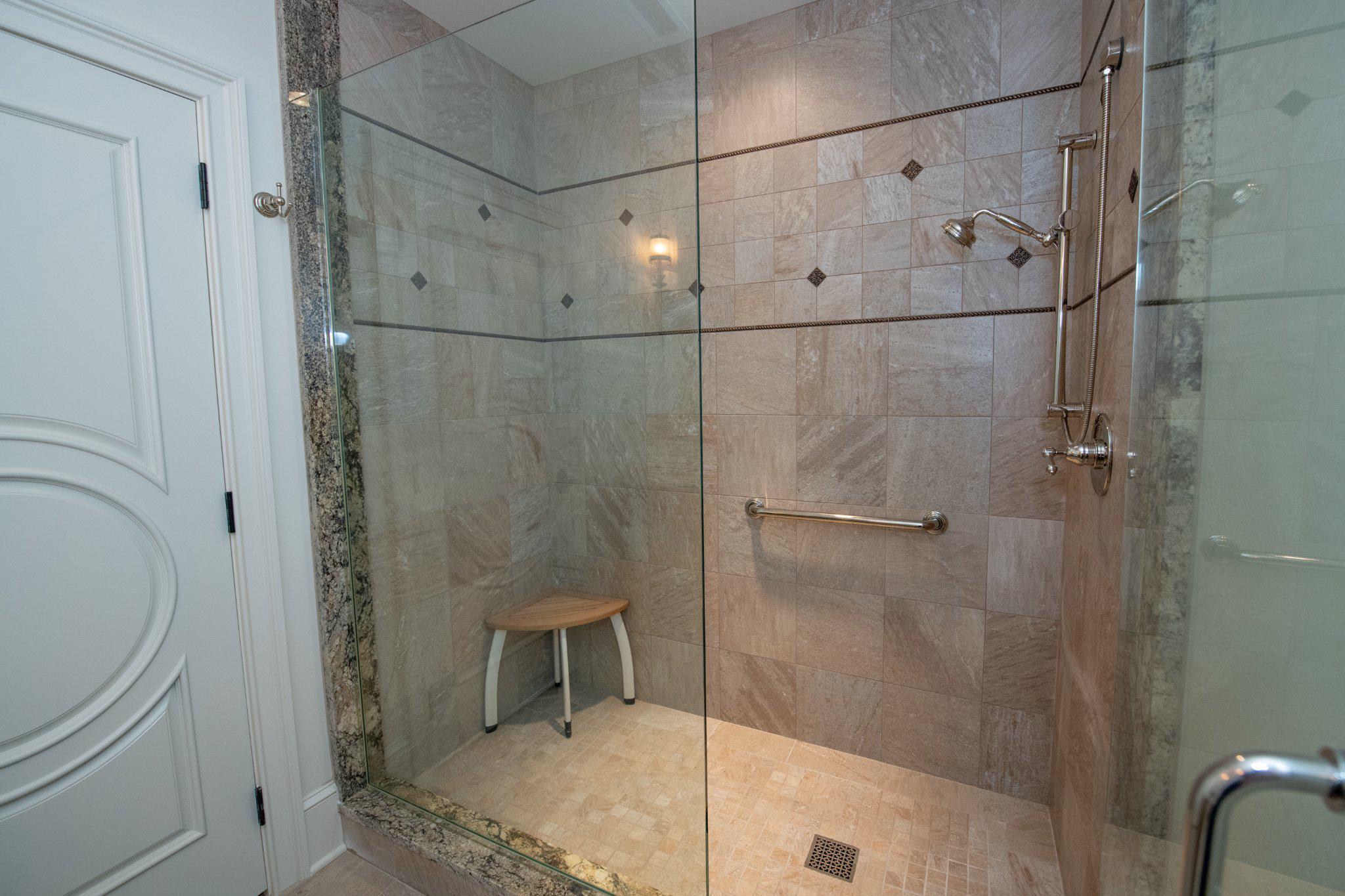 MEADOW BROOK - Residential