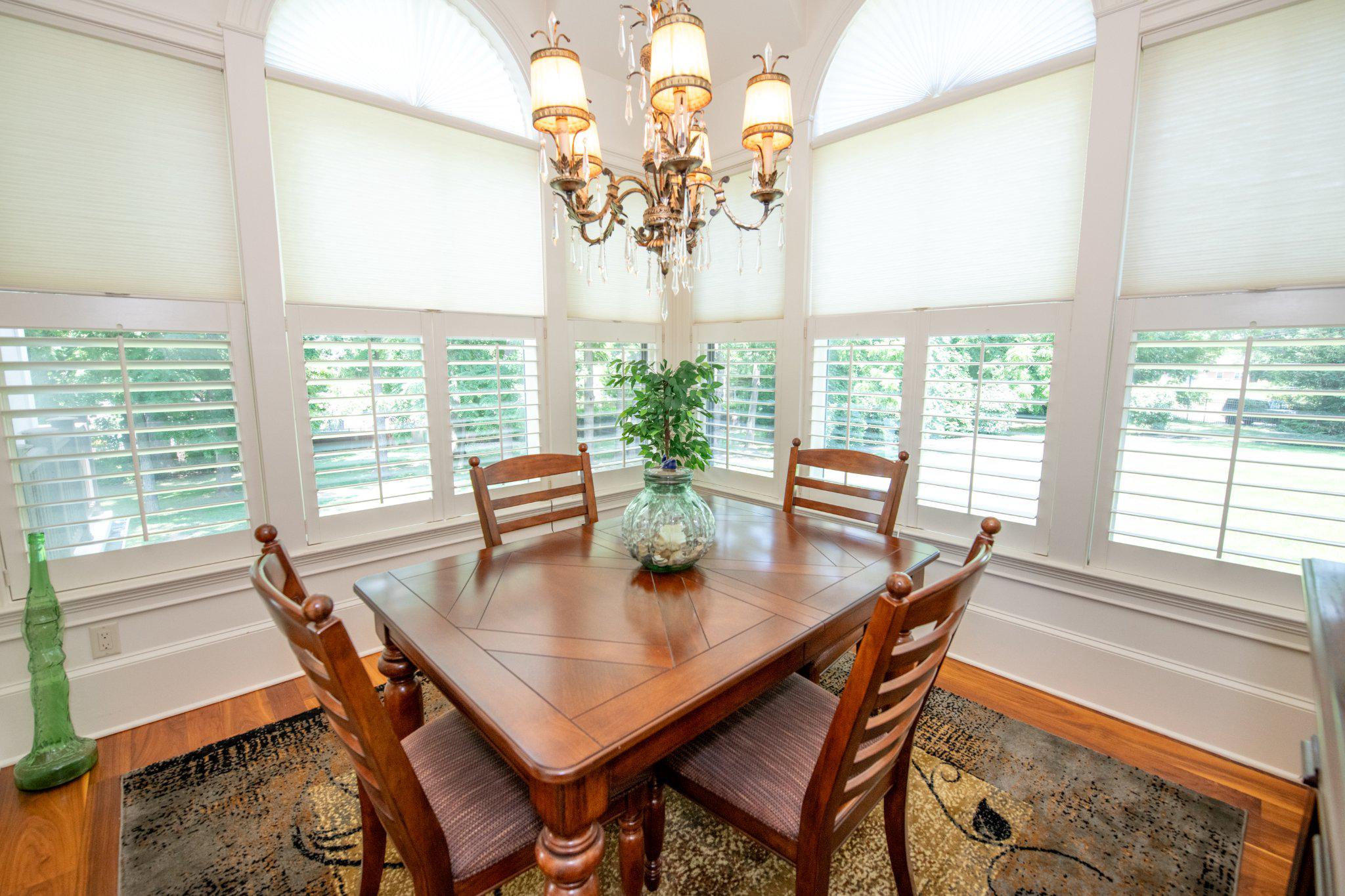 MEADOW BROOK - Residential