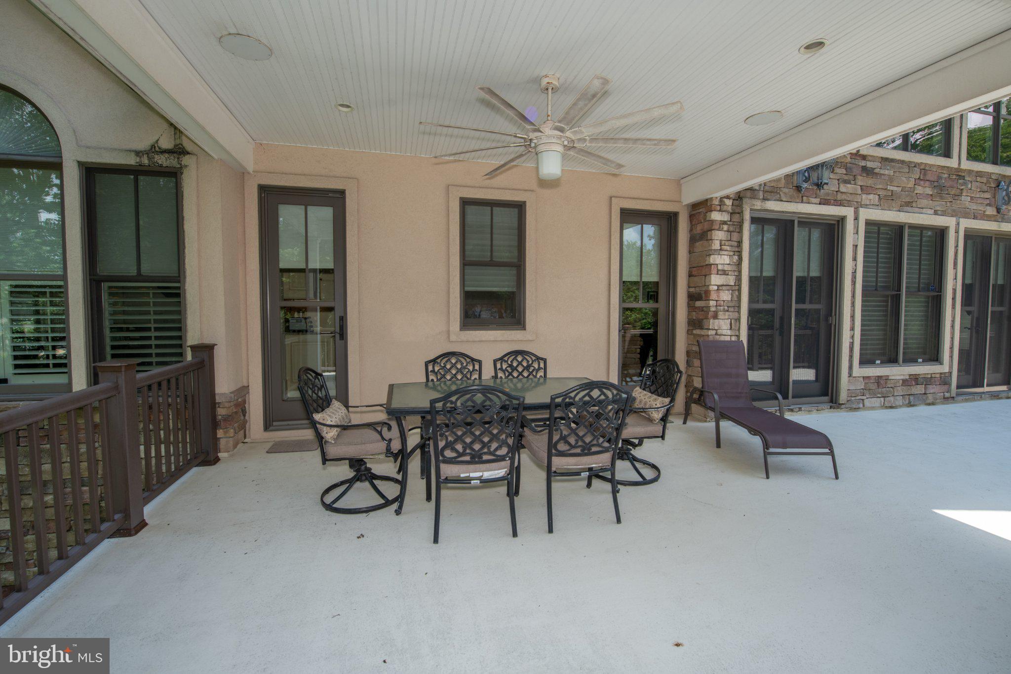 MEADOW BROOK - Residential