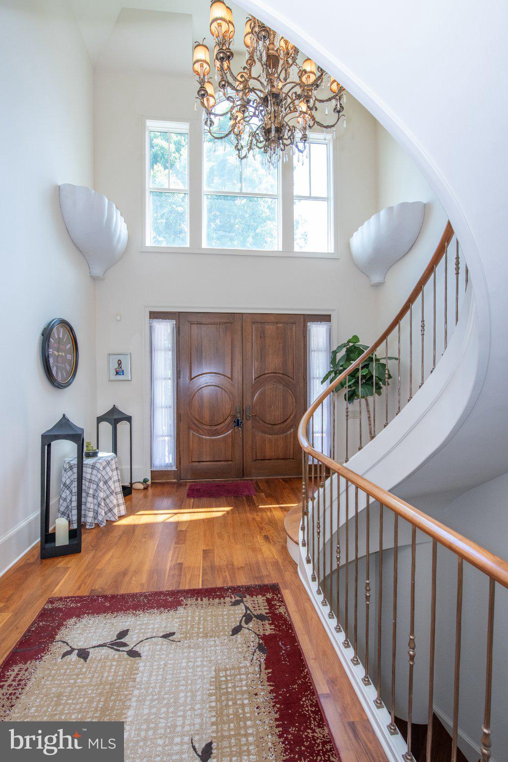 MEADOW BROOK - Residential