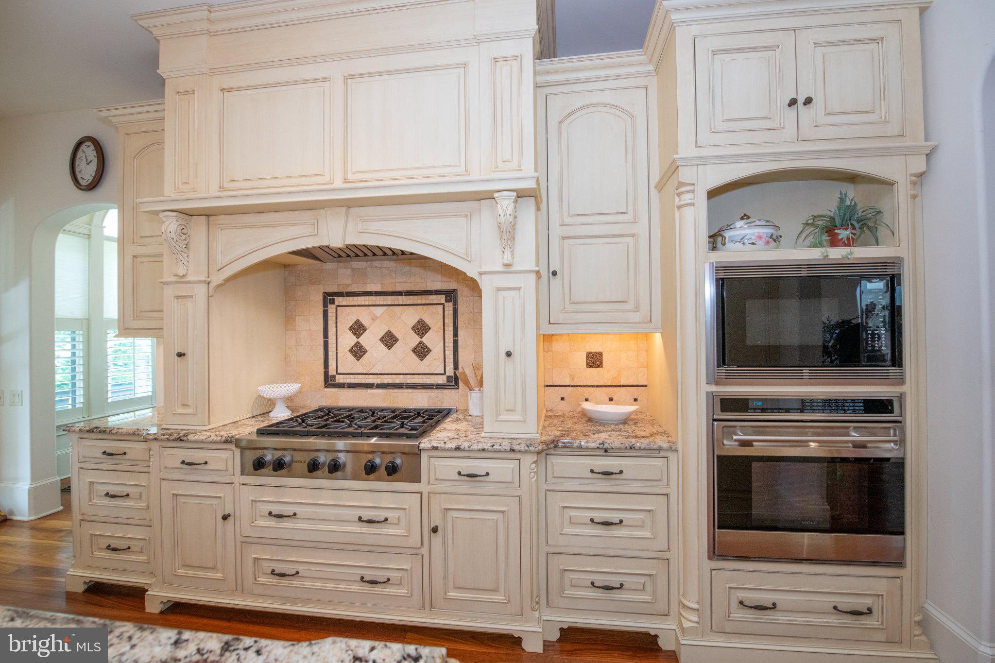 MEADOW BROOK - Residential