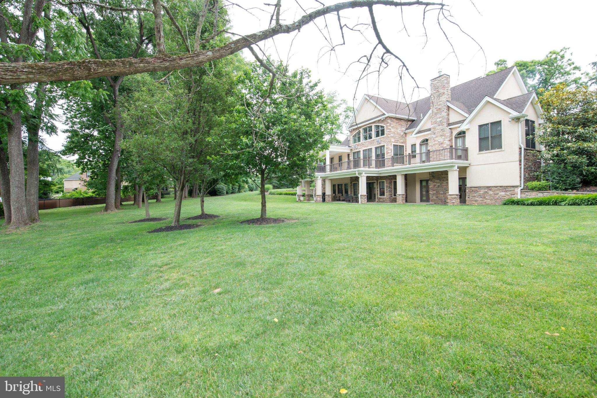 MEADOW BROOK - Residential