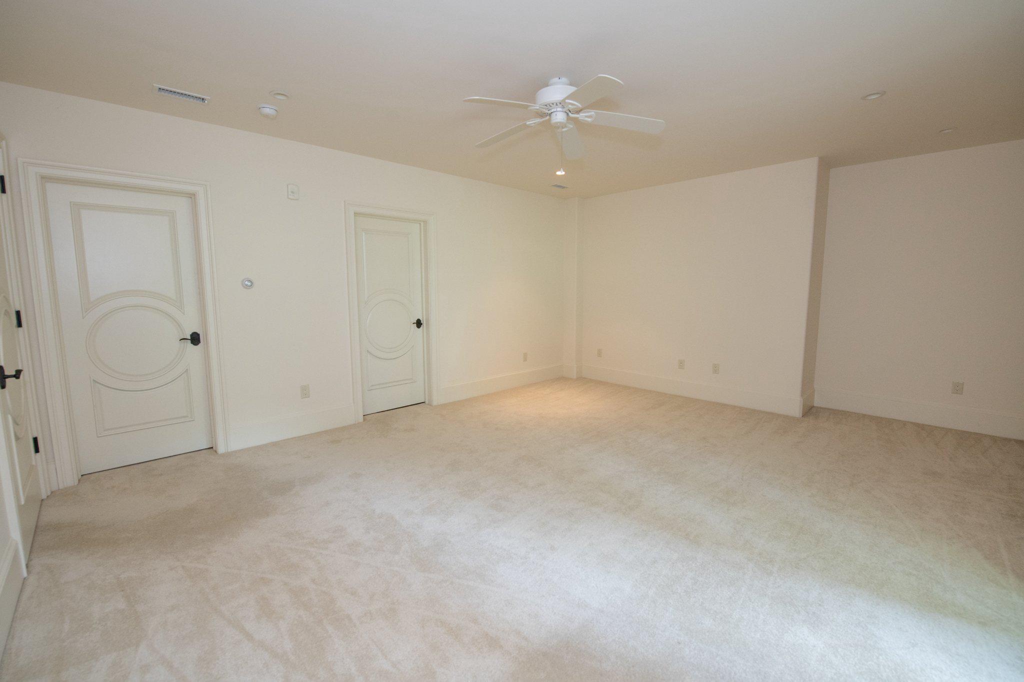 MEADOW BROOK - Residential