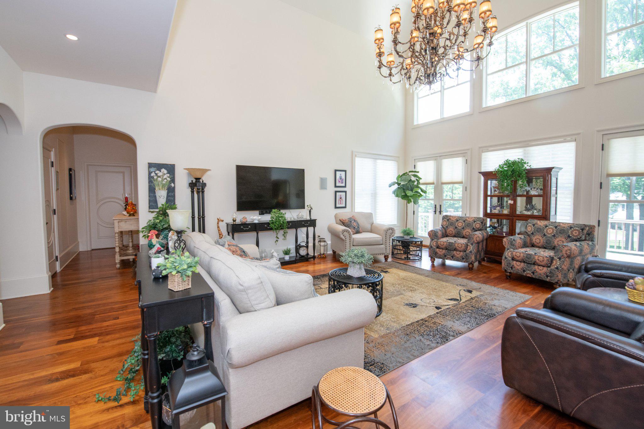 MEADOW BROOK - Residential