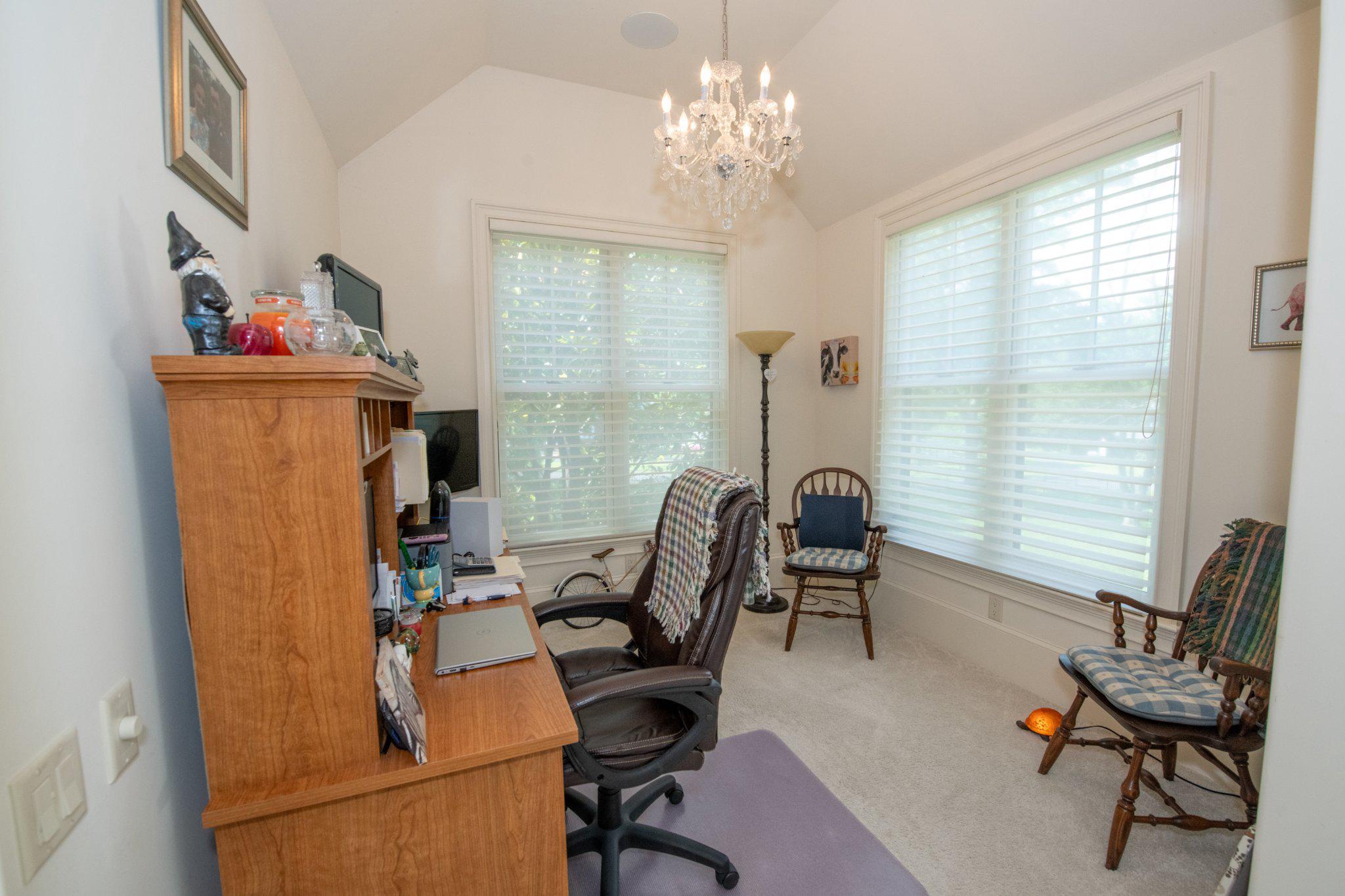 MEADOW BROOK - Residential