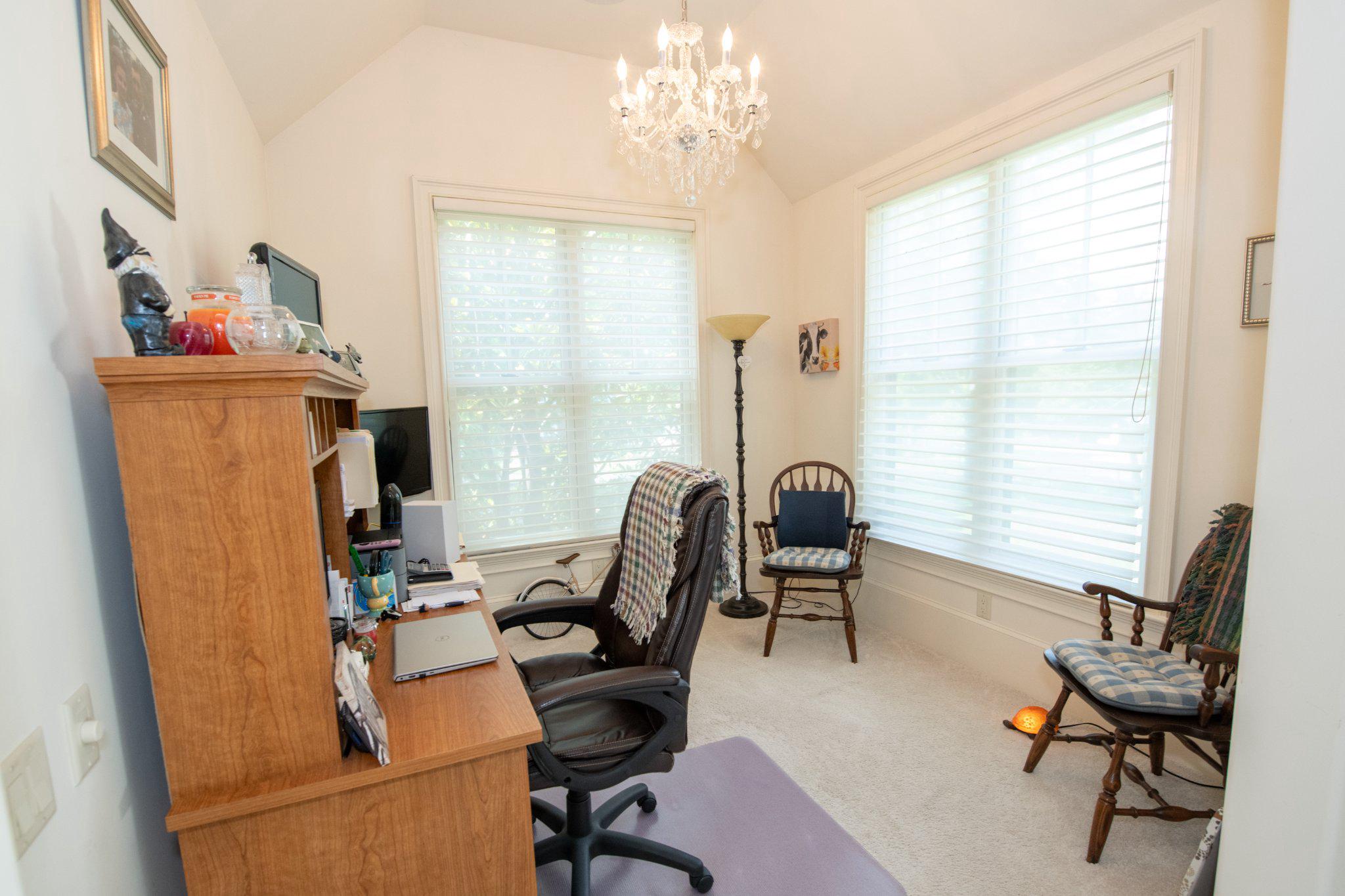 MEADOW BROOK - Residential