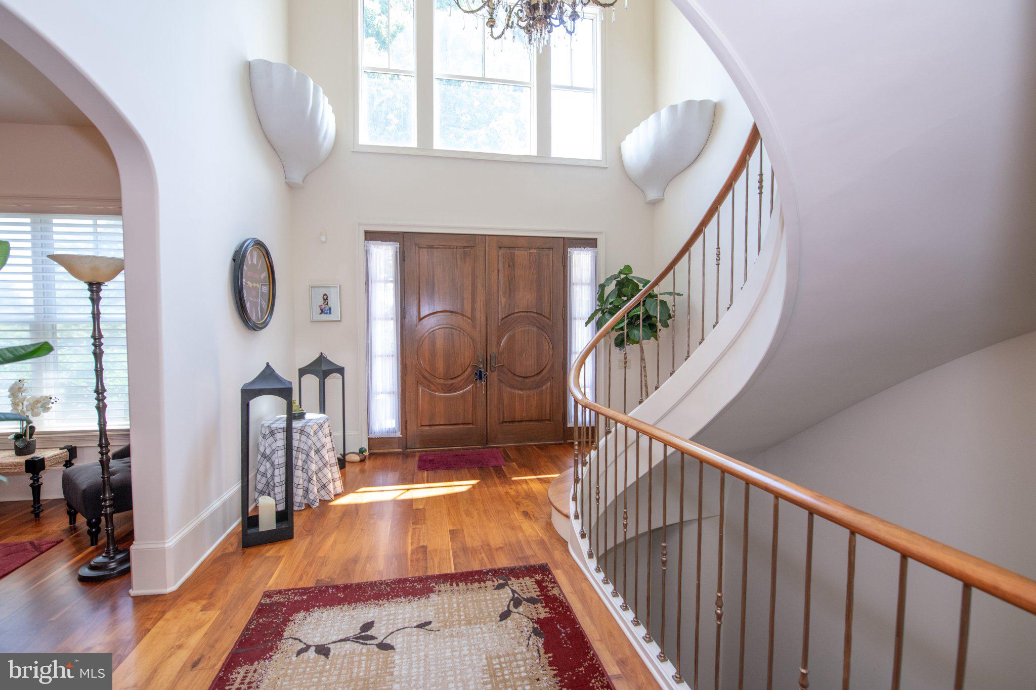 MEADOW BROOK - Residential