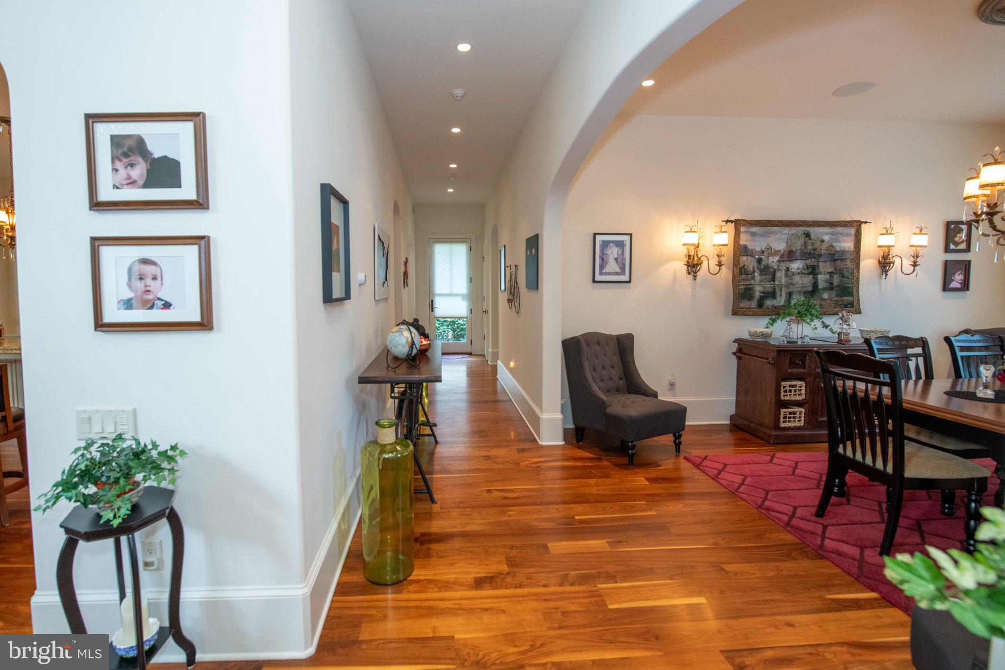 MEADOW BROOK - Residential