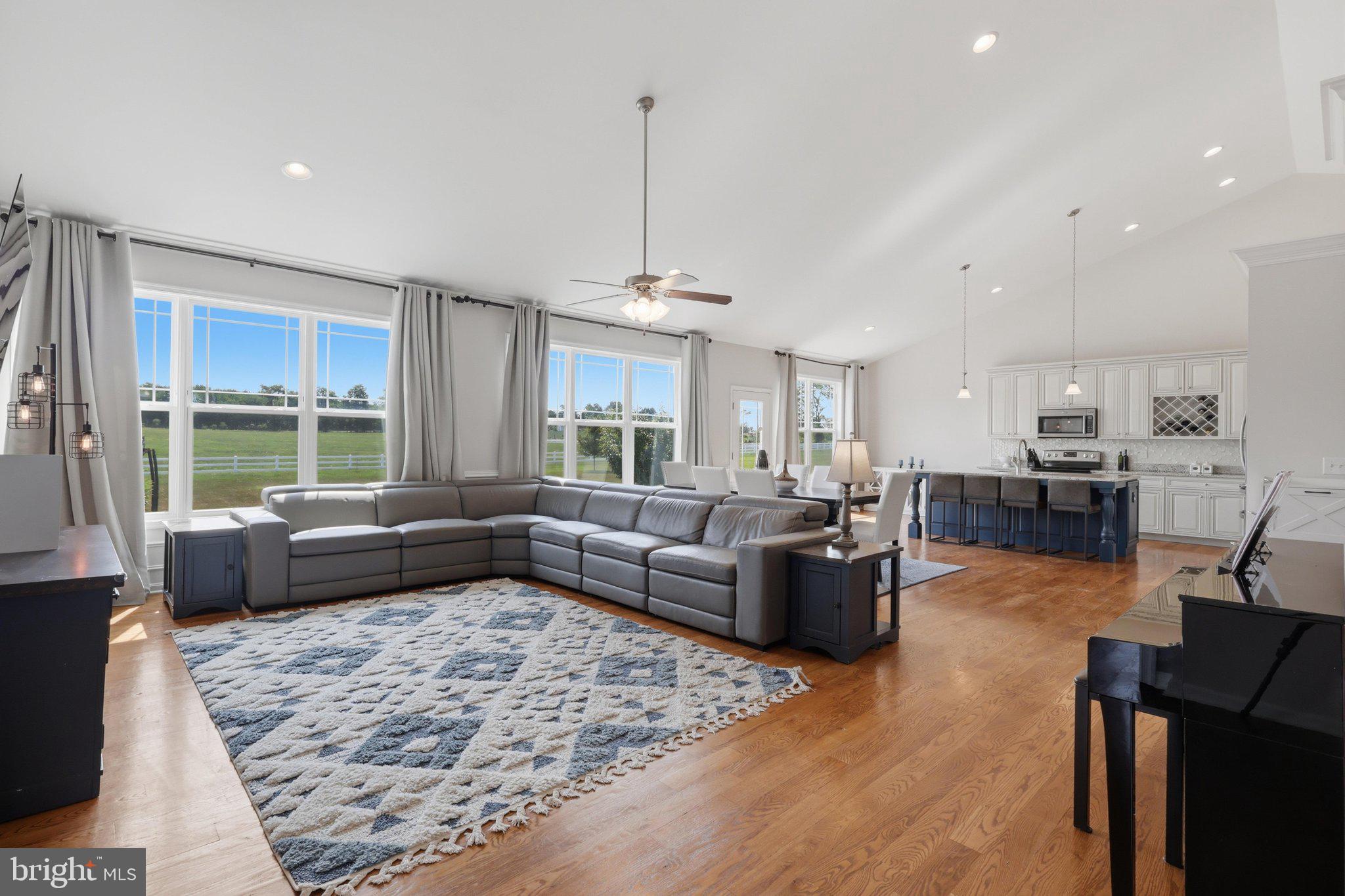 LITTLE GEORGETOWN ESTATES - Residential
