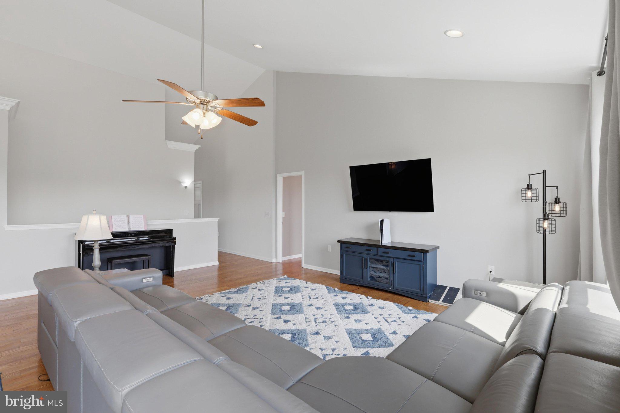 LITTLE GEORGETOWN ESTATES - Residential