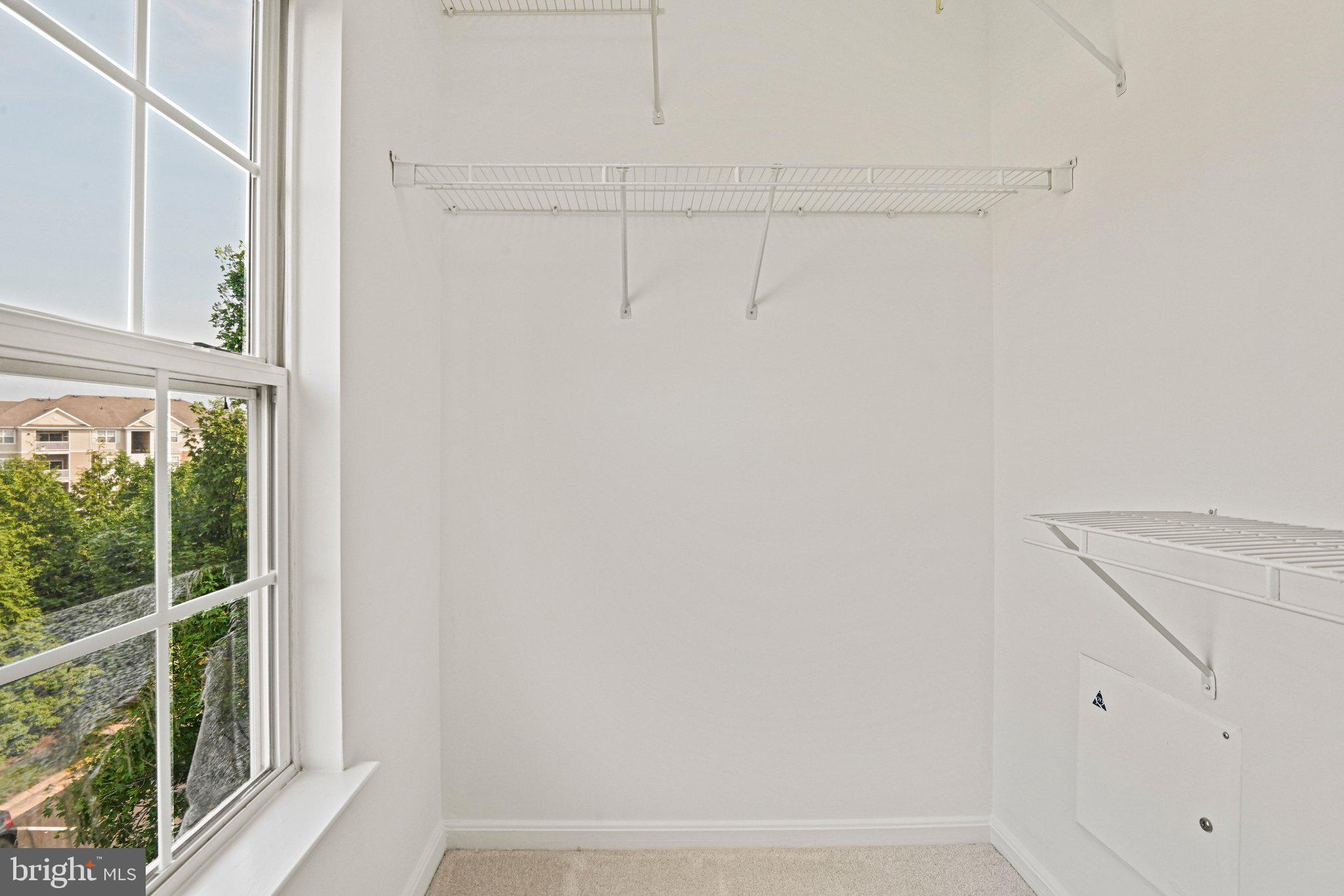 PARKSIDE AT ASHBURN - Residential