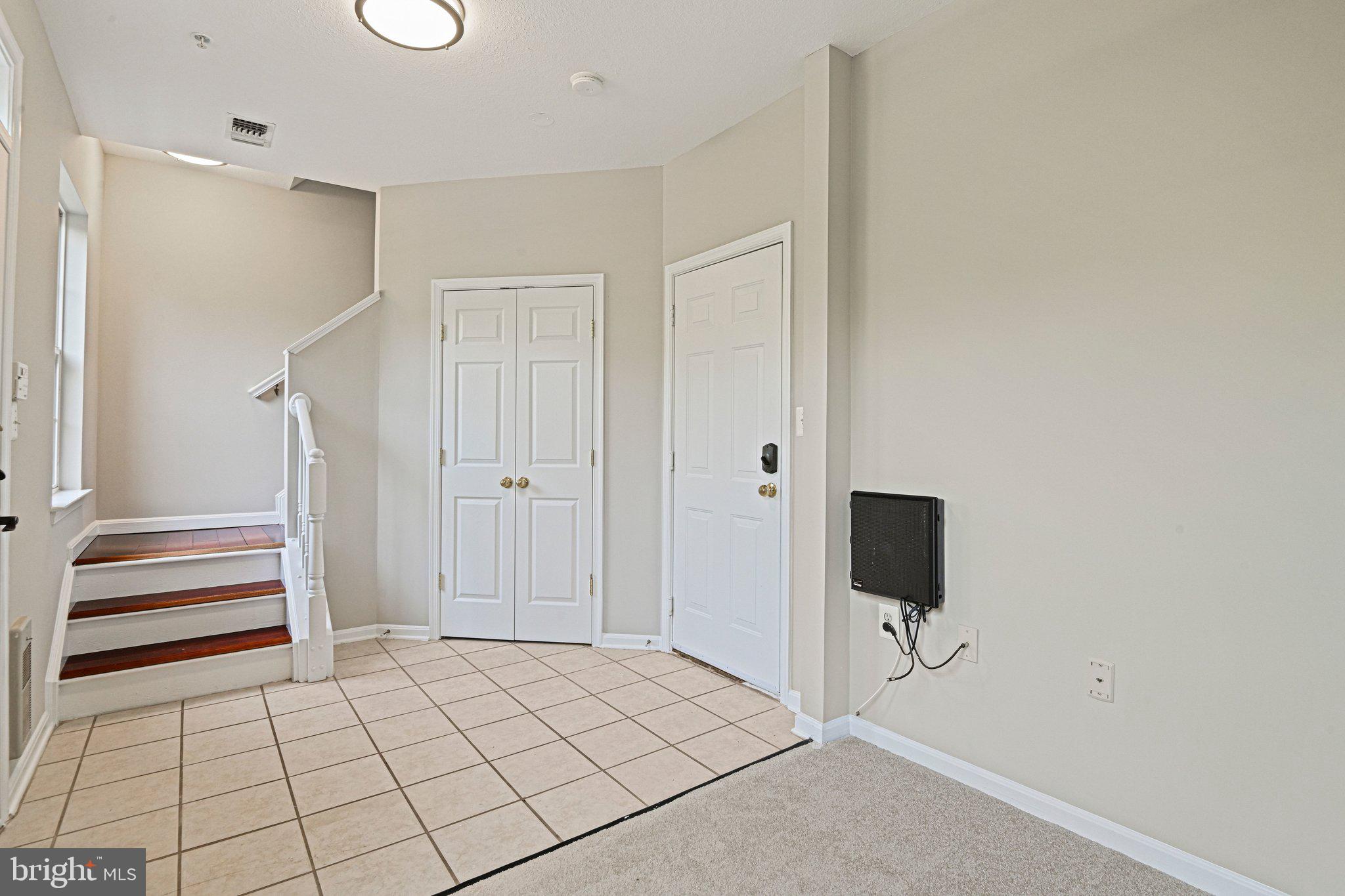 PARKSIDE AT ASHBURN - Residential