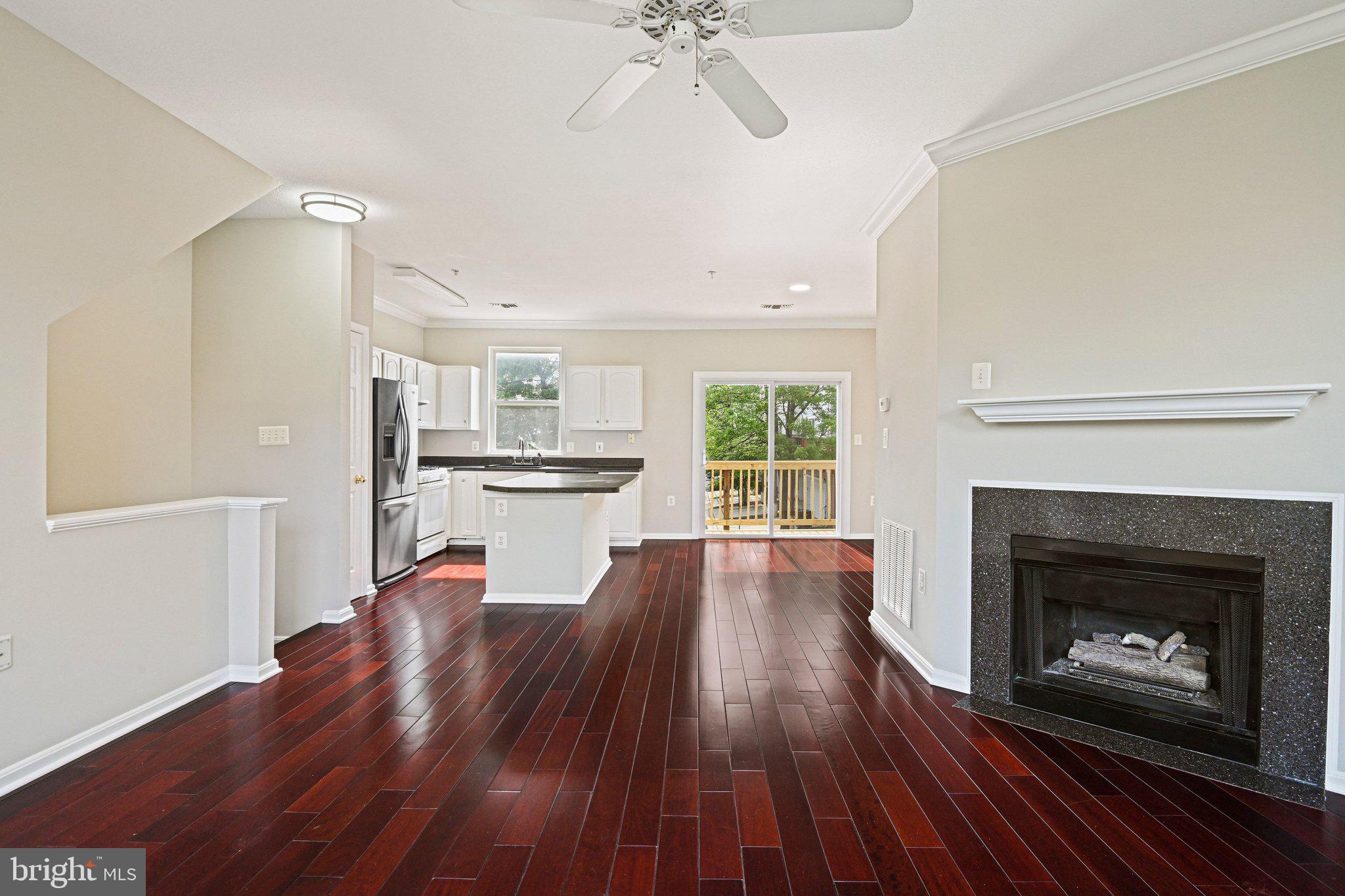 PARKSIDE AT ASHBURN - Residential
