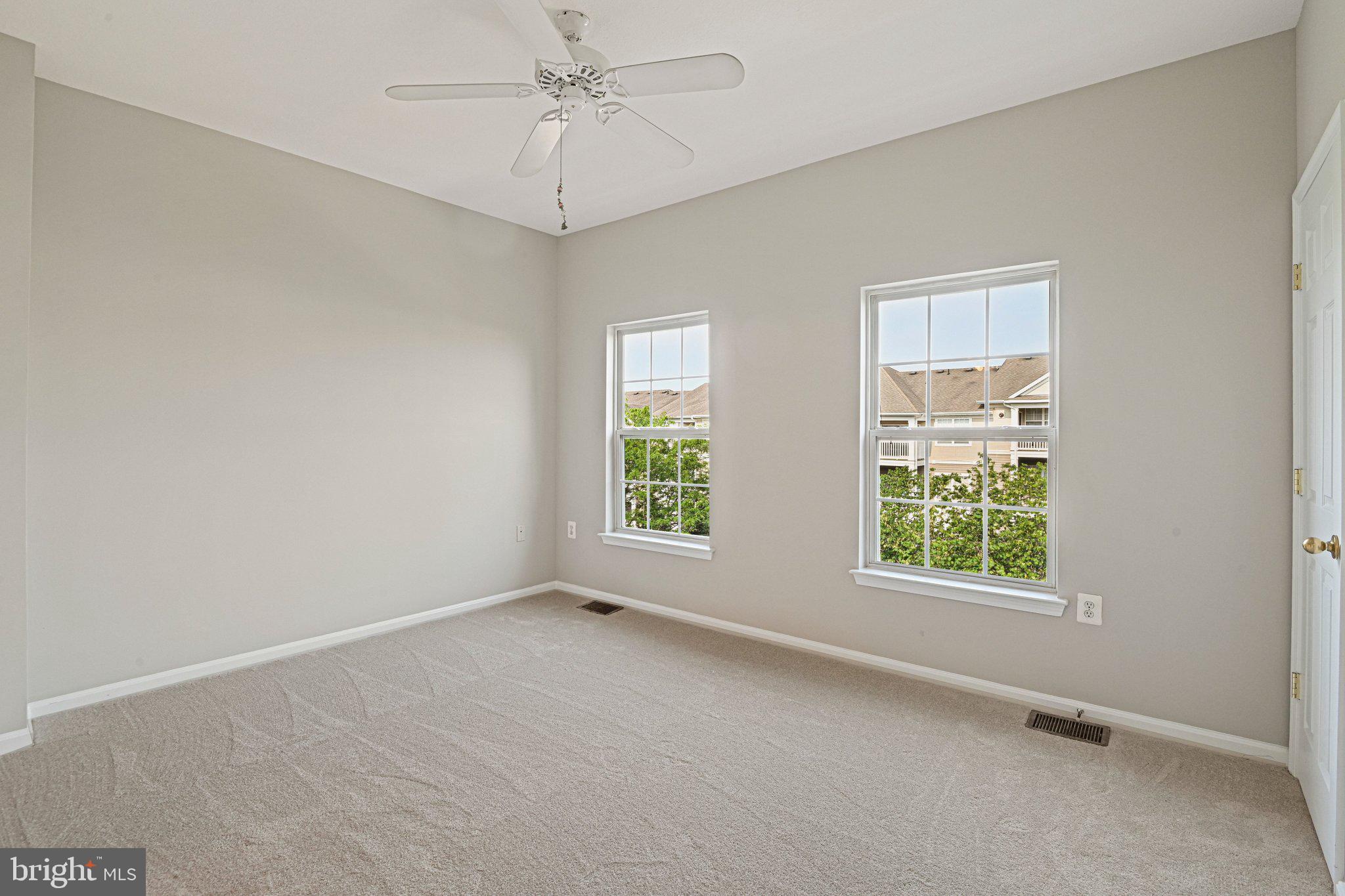 PARKSIDE AT ASHBURN - Residential