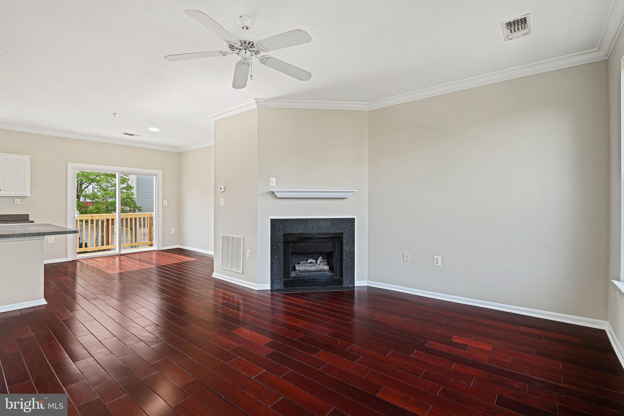 PARKSIDE AT ASHBURN - Residential