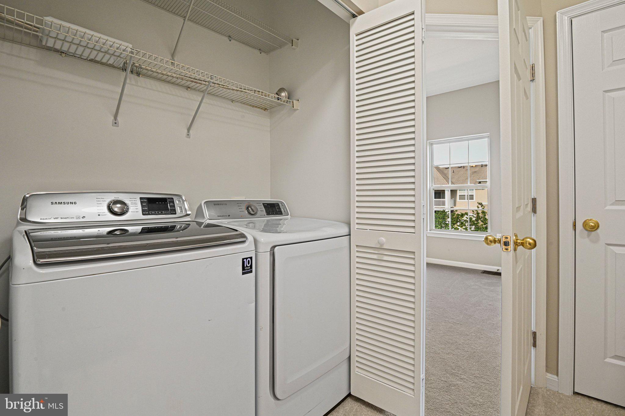 PARKSIDE AT ASHBURN - Residential
