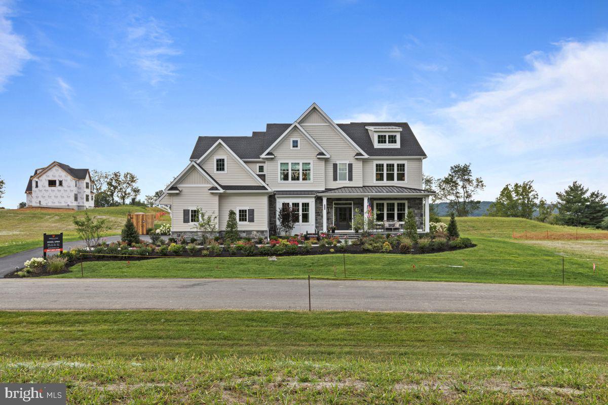 ESTATES AT STONECLIFF - Residential