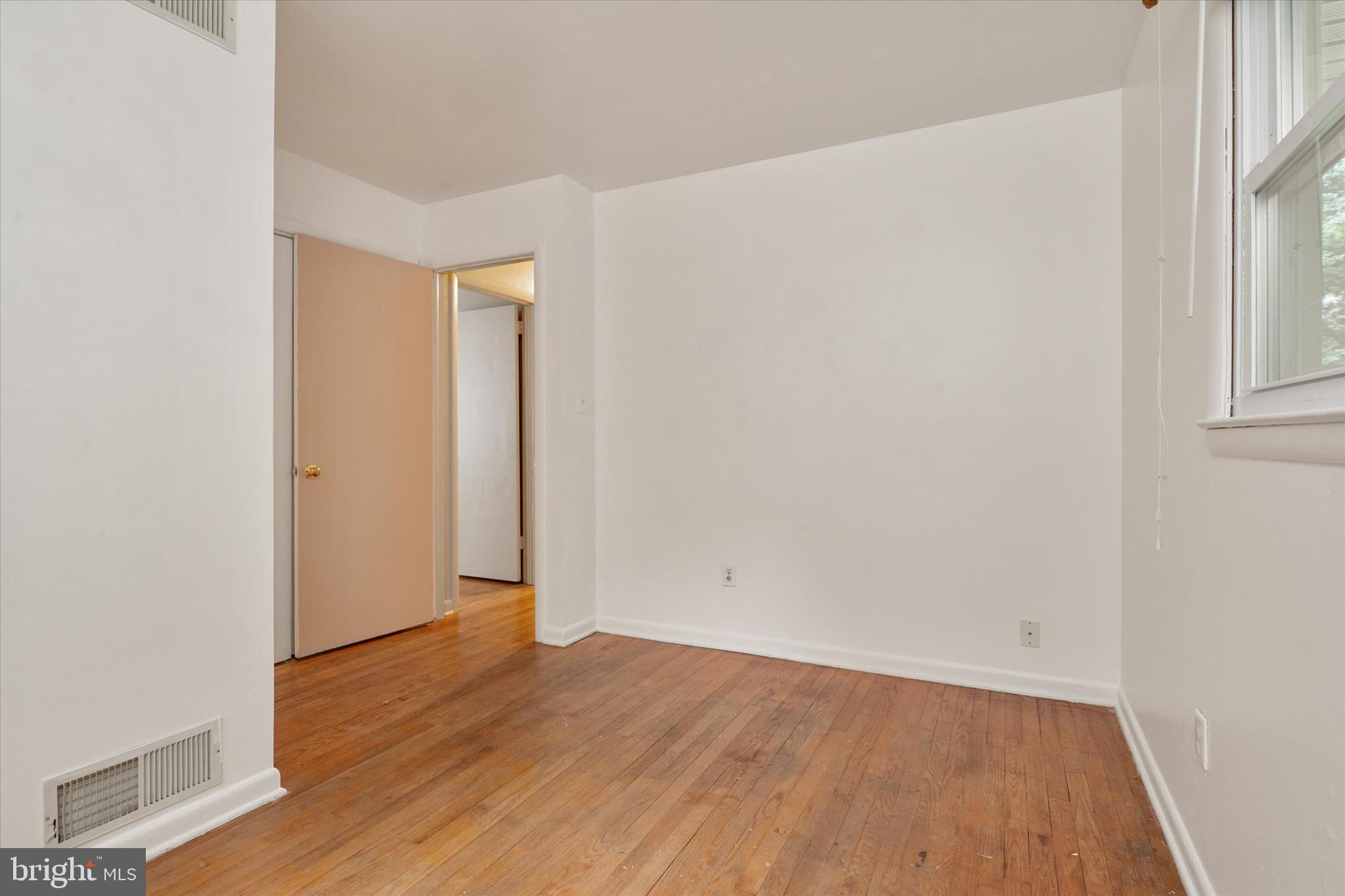 HILLSMERE ESTATES - Residential