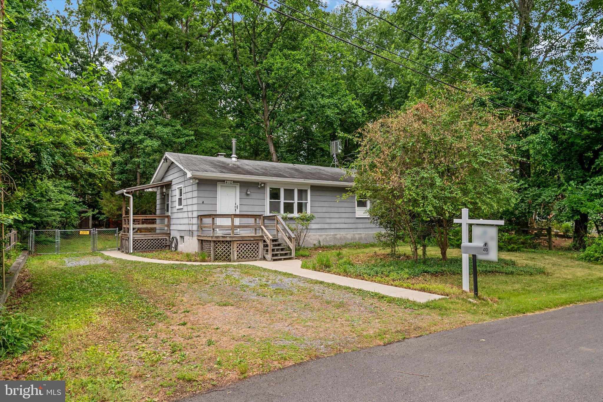 HILLSMERE ESTATES - Residential