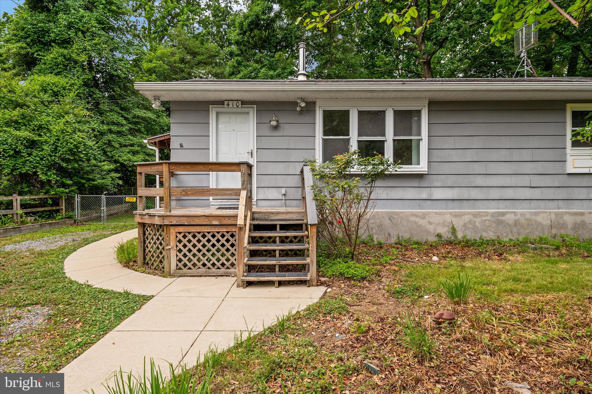 HILLSMERE ESTATES - Residential