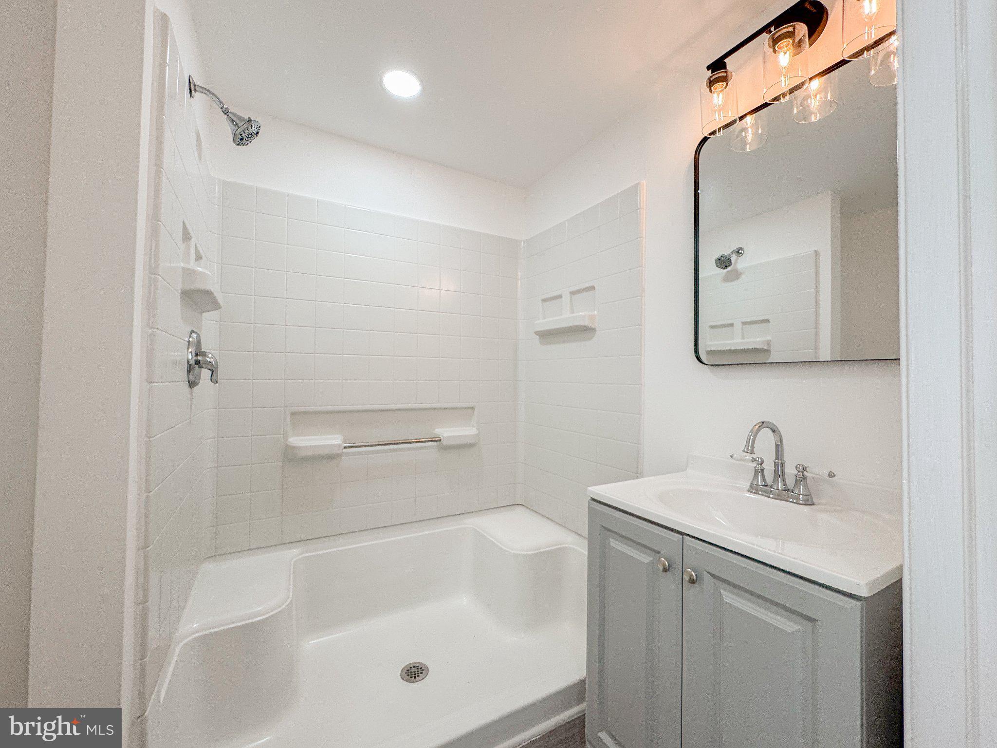 NORRITON EAST - Residential