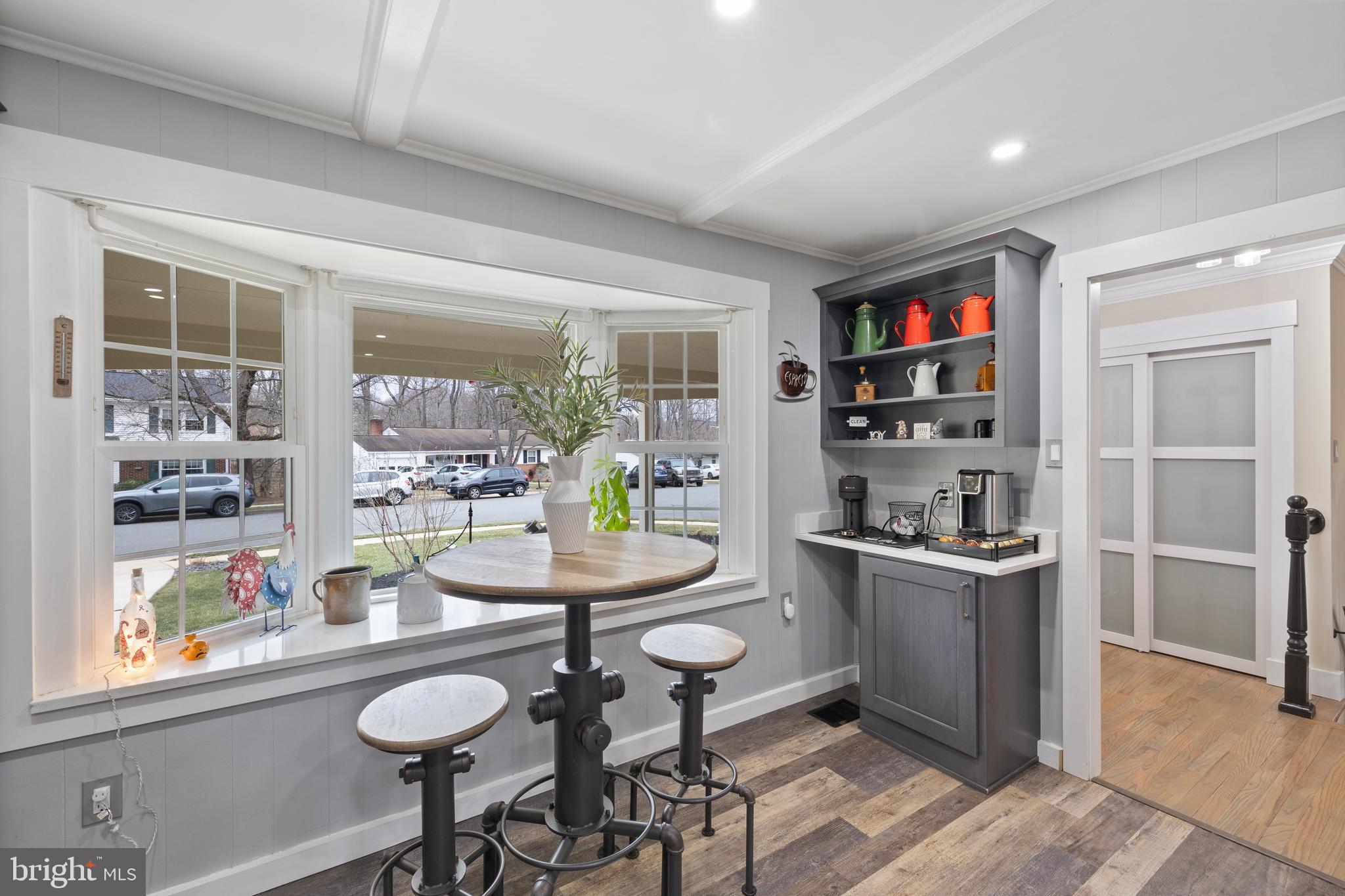 LAKE RIDGE/PROMONTRY OAK - Residential