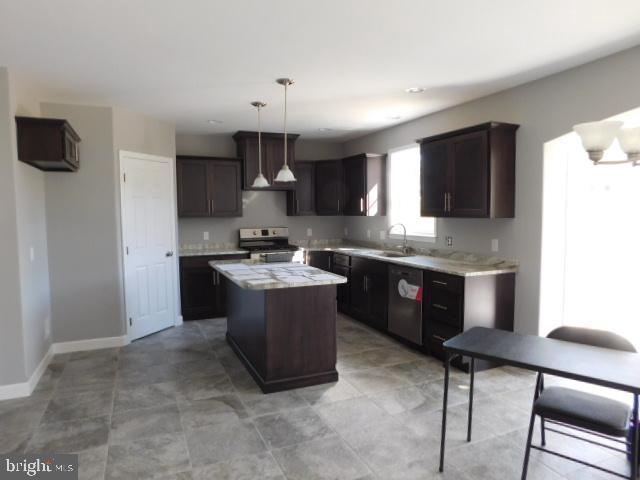 WILLOW CREST - Residential