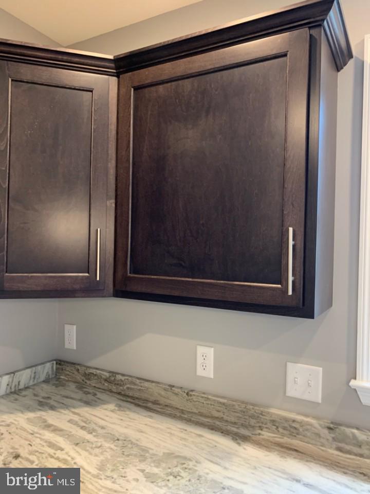 WILLOW CREST - Residential