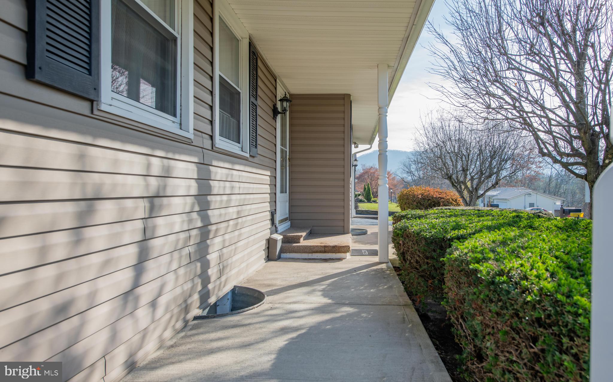 THE MEADOWS - Residential