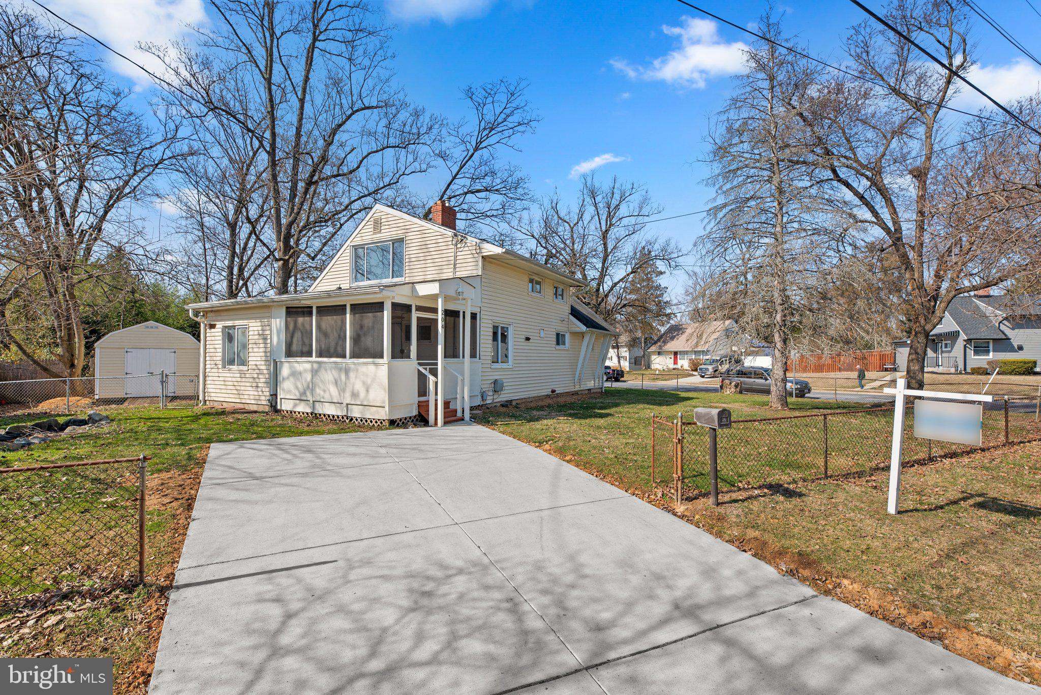 Great location.  Good condition. Single house with 4 bedrooms and 2 full bathrooms in a peaceful community in Rockville. Brand new  kitchen and bathrooms.  Freshly painted, New exterior and interior doors. New floor. New driveway. New dishwasher, Micro wave and fridge, New washer and dryer. The nice front porch and laundry room giving you much more space than you typically find in these homes, fenced front and backyard.  Blocks to bus stops , the Twin brook Library, grocery and shopping and Dairy Queen. Less than 10 minutes to the Rockville Metro Station, Rockville Town Center dining & shopping. Minimum $150k annual income and 2 year lease requested. Over 700 credit score preferred.  Pet friendly, but $500 pet deposit and $50 monthly pet rent requested for each pet. Tenants pay all utilities , including gas, electricity and water.  Available immediately.