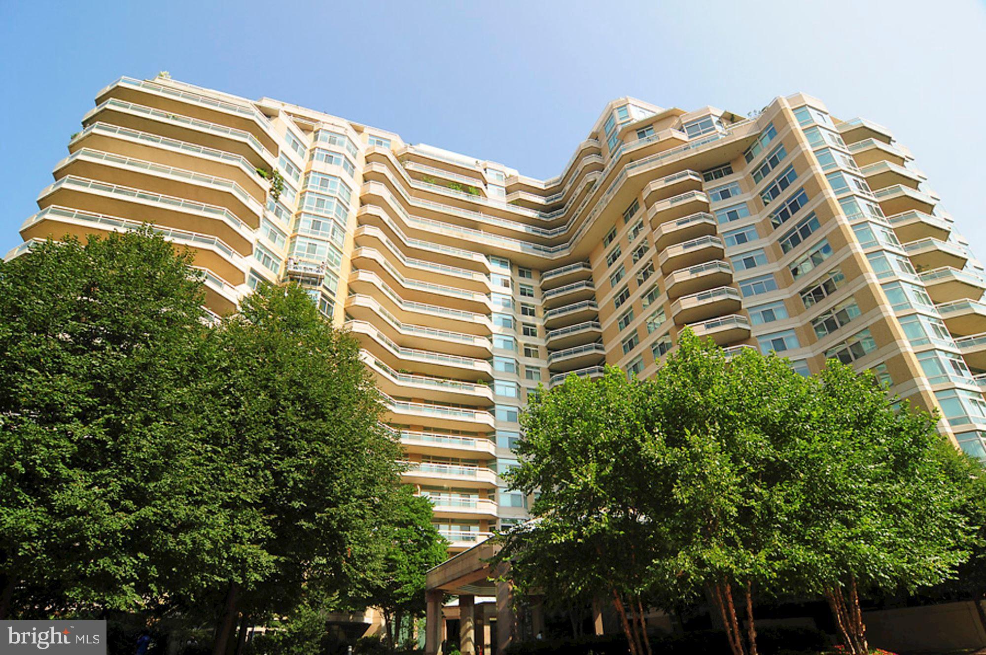 Serene views from this luxurious 2br 2.5ba unit at legendary Somerset House II  Sought after 01 tier provides breathtaking unobstructed western exposure overlooking gardens & gazebo. Floor plan lives like a 1 level home w 1 car gar pkg + storage.. Hurry! Views are a 10+ Owner reserves to right to accept/ reject all offers. Somerset house II offers 24 hr front desk, security, pool, tennis, valet!