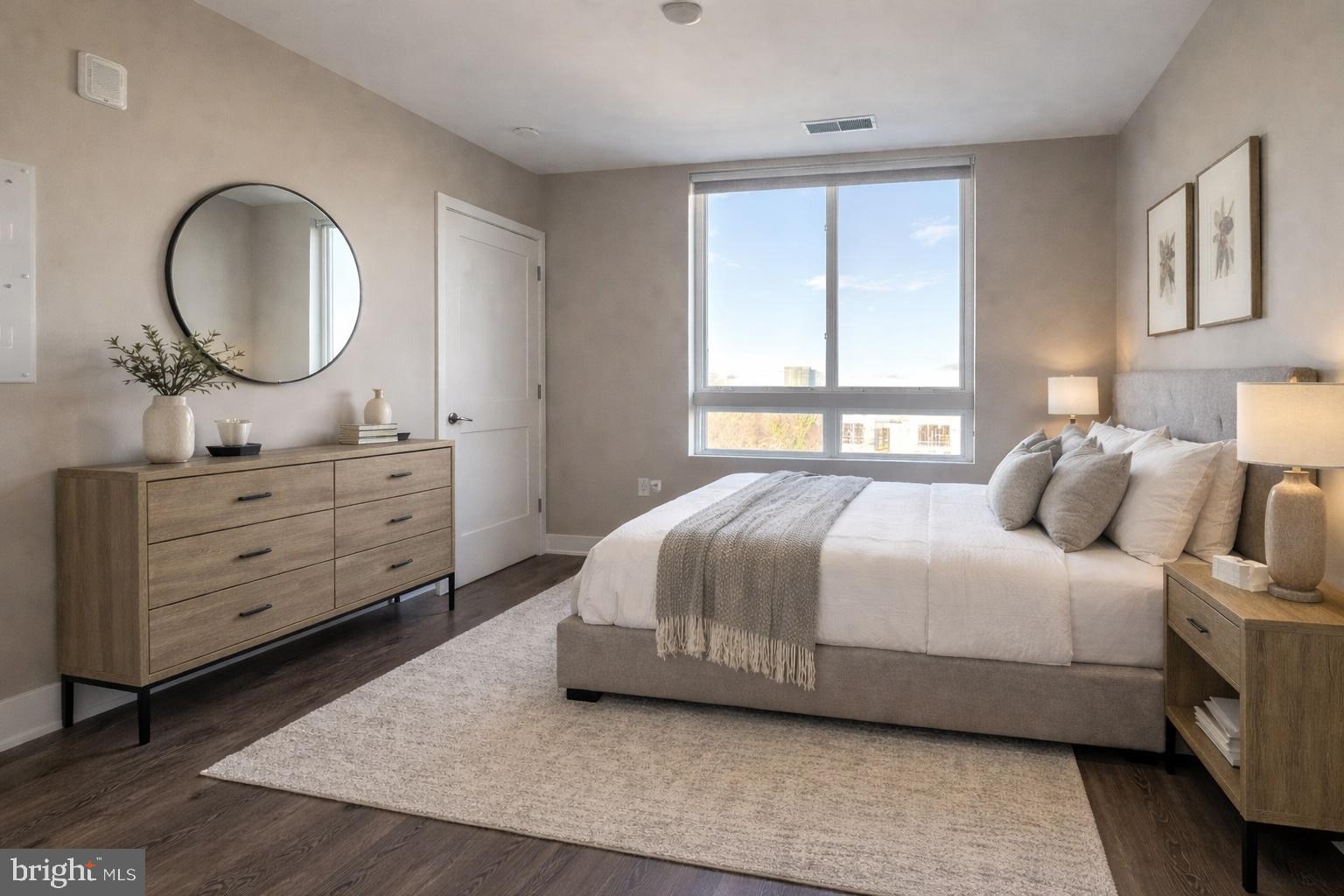 OXON HILL - Residential