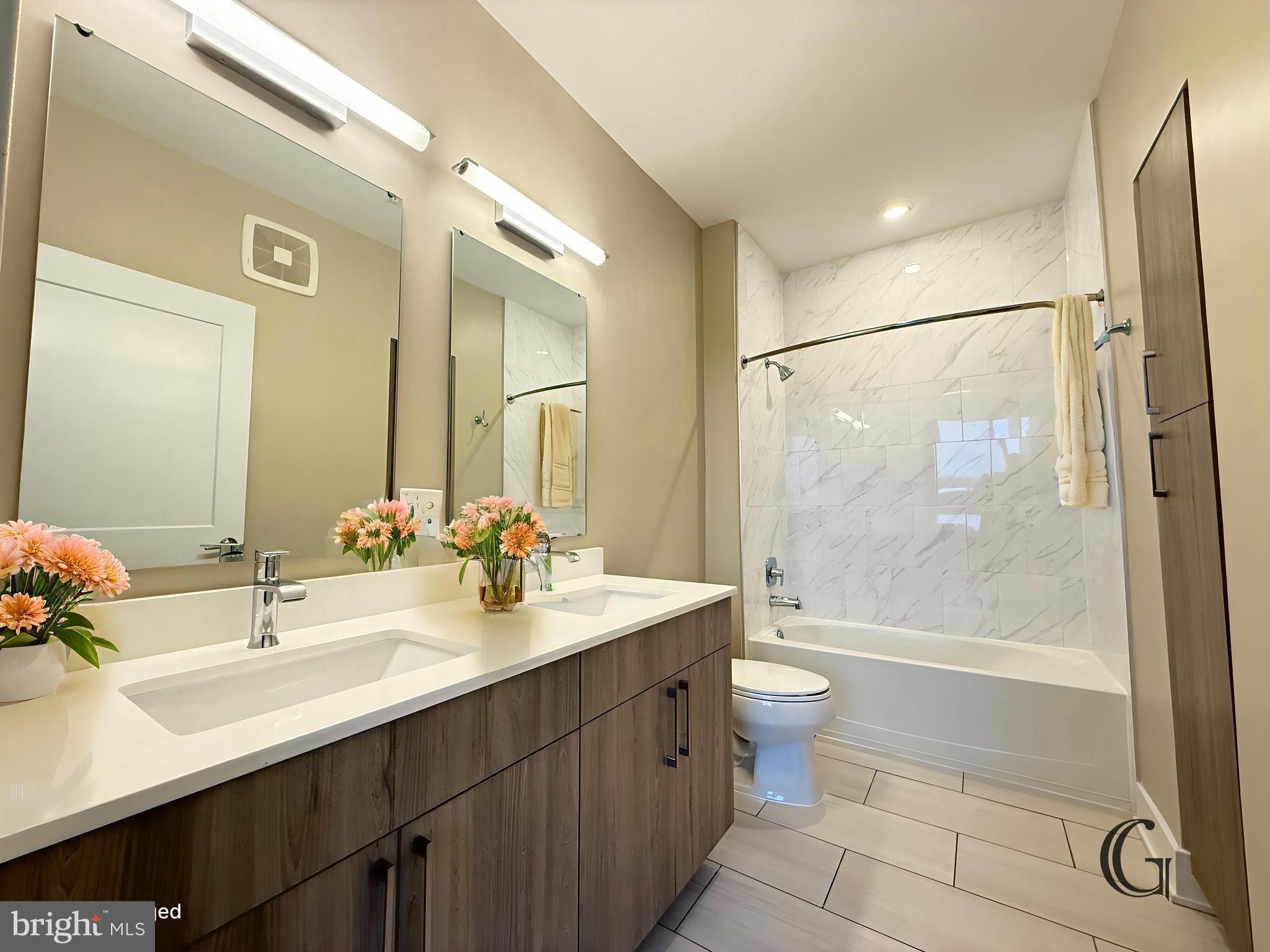 OXON HILL - Residential