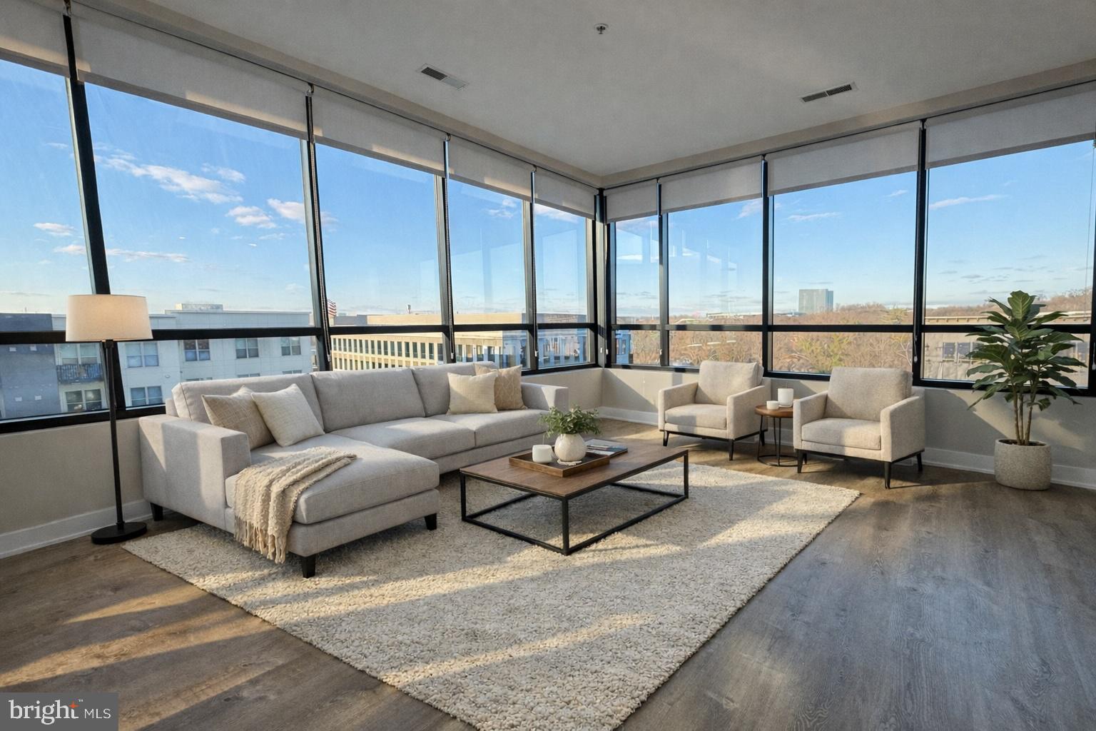 OXON HILL - Residential
