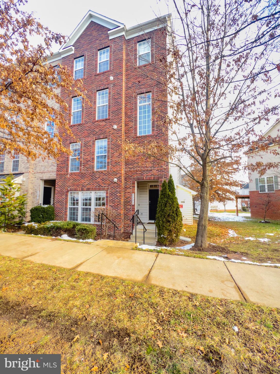 Do you want an exclusive and rare opportunity to own an End-Unit condo in the Potomac Club gated community? Now is your chance! Just inches away from Stonebridge Shopping District and Potomac Mills. Elegant, sophisticated, and efficient, this 2 bed, 2.5 bath condo is waiting for its new owners. With just a bit of TLC, bring your creative touch. This condo is located directly across the neighborhood green space on the serene and quiet Merseyside Dr.  This features an expansive layout, crown molding, beautiful hardwood floors, gaping natural light, a loft space, a balcony, and an attached garage. Both bedrooms are generous - but the  Primary Bedroom is a retreat featuring two (yes, two!) walk-in closets and an en-suite bathroom. The Potomac Club living is concierge; it features 24/7 security, a community center, a clubhouse, fitness centers, a pool, and so much more! i95N and i95S and nearby schools are minutes away, so convenience is at your fingertips. This can be yours! Schedule your showing today!