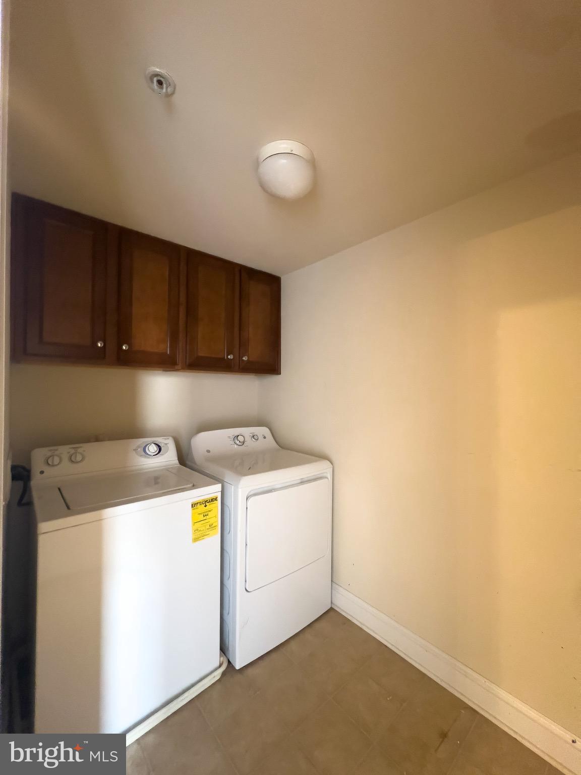 POTOMAC CLUB CONDOMINIUMS - Residential