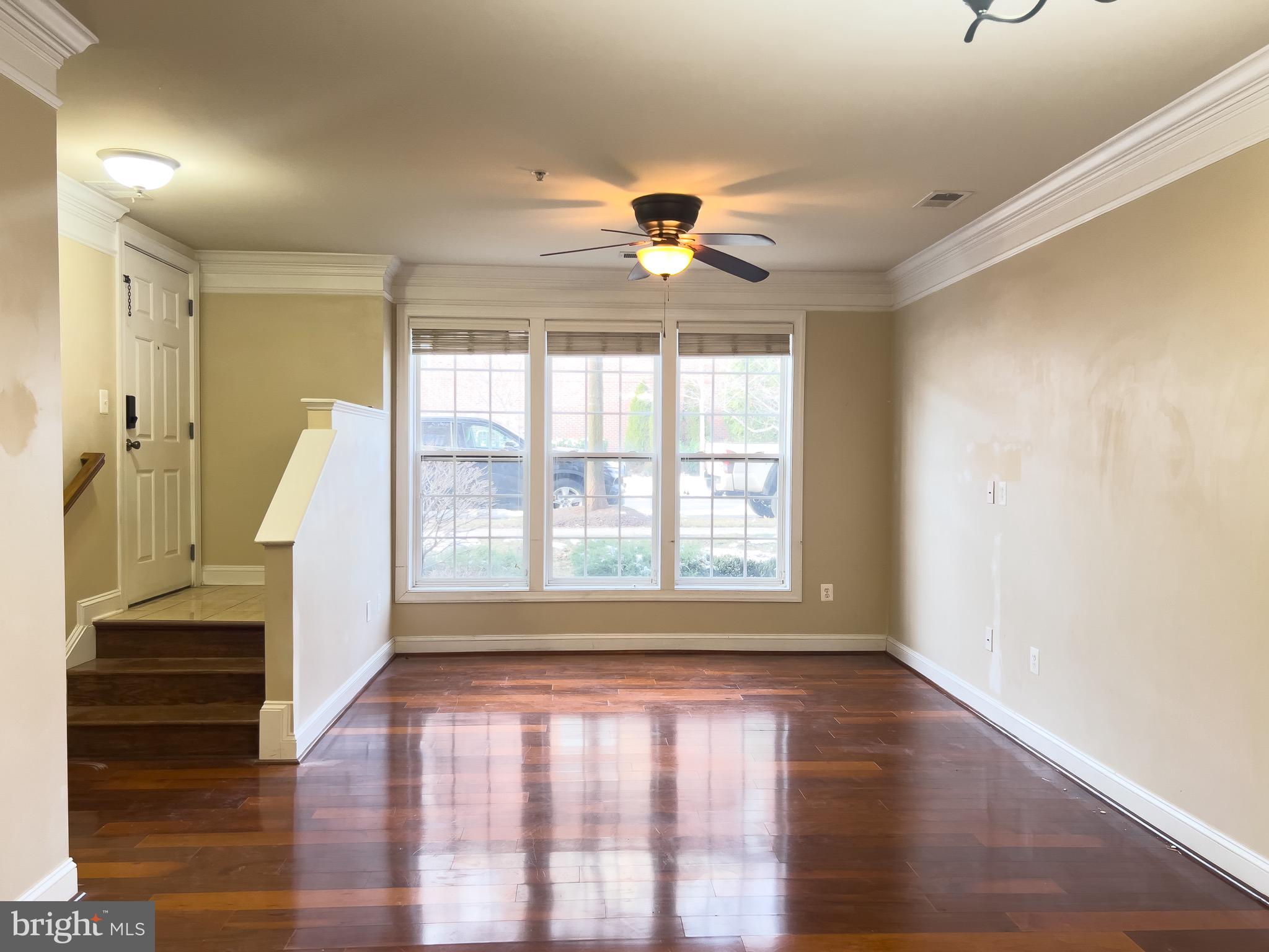 POTOMAC CLUB CONDOMINIUMS - Residential