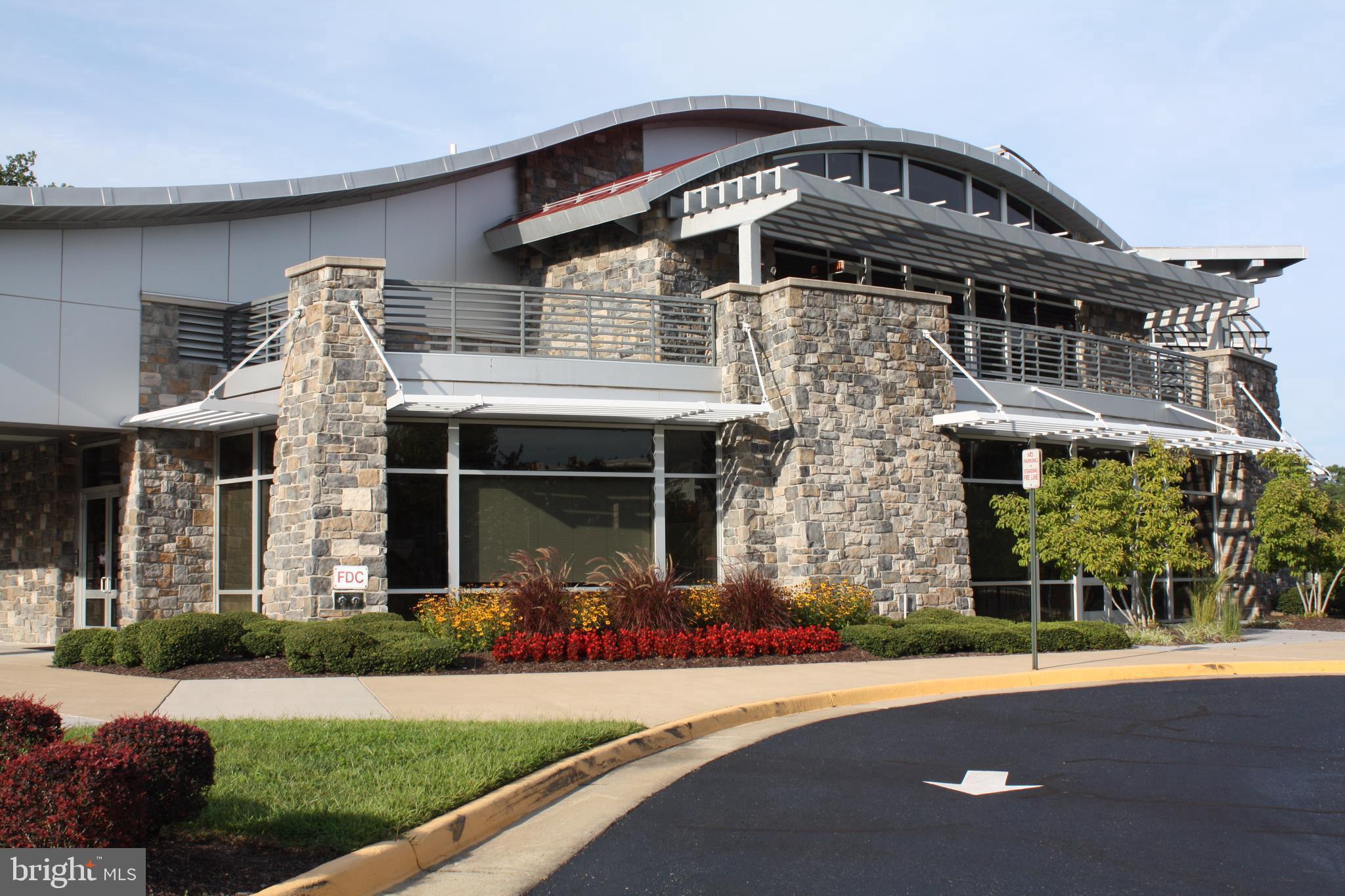 POTOMAC CLUB CONDOMINIUMS - Residential