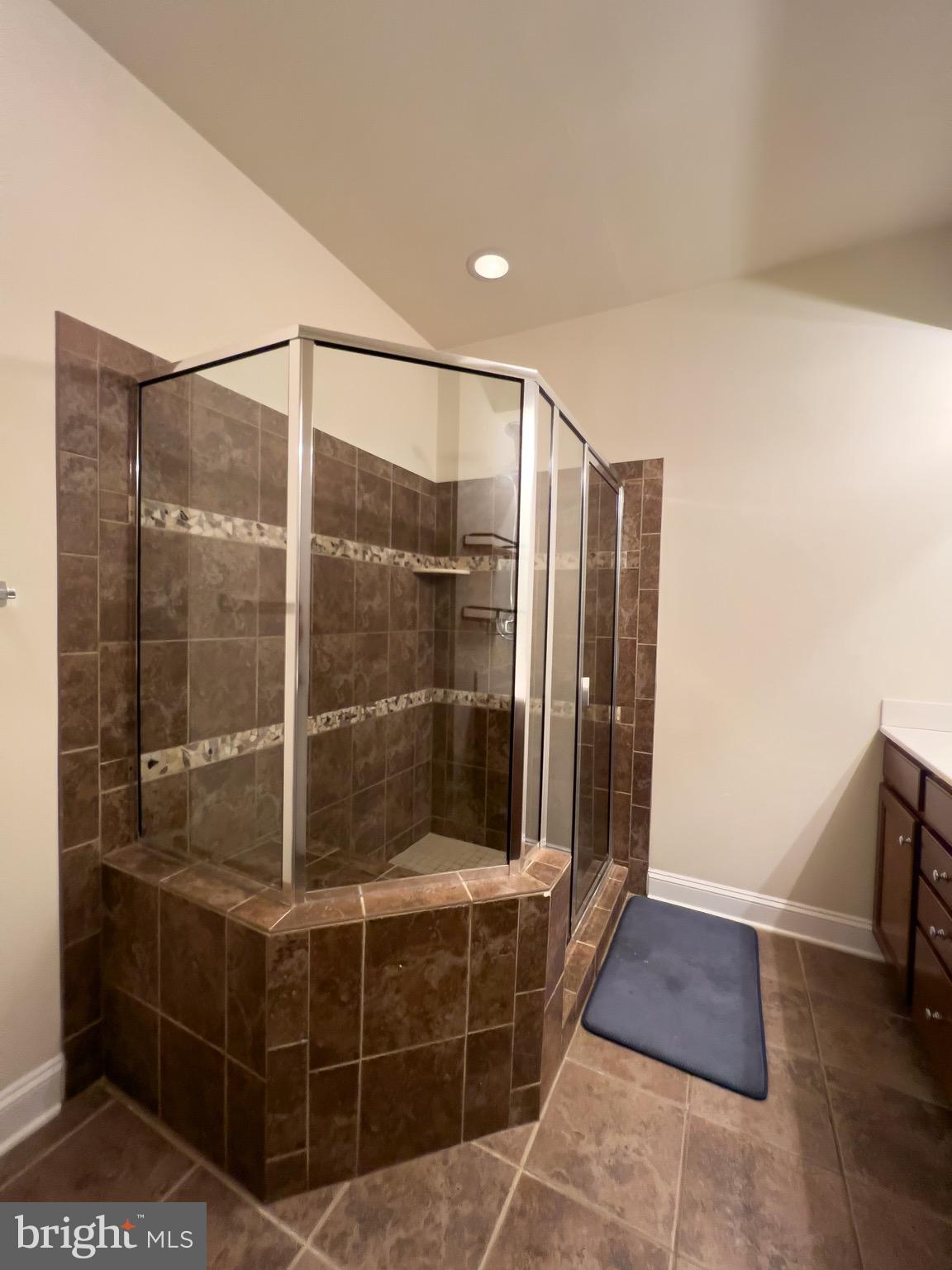 POTOMAC CLUB CONDOMINIUMS - Residential