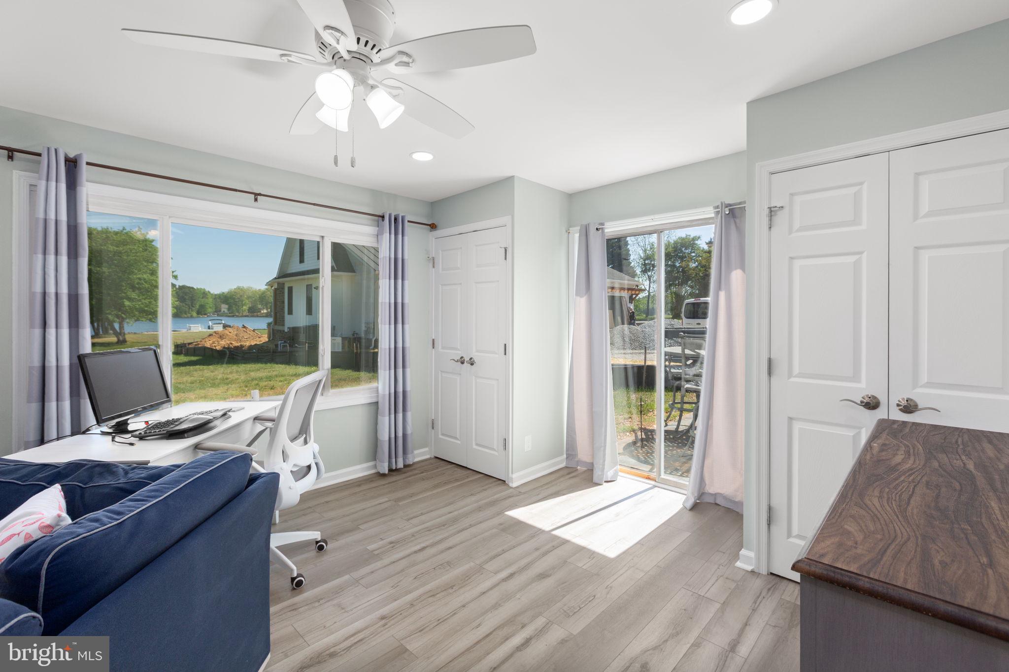 LAKE CAROLINE - Residential