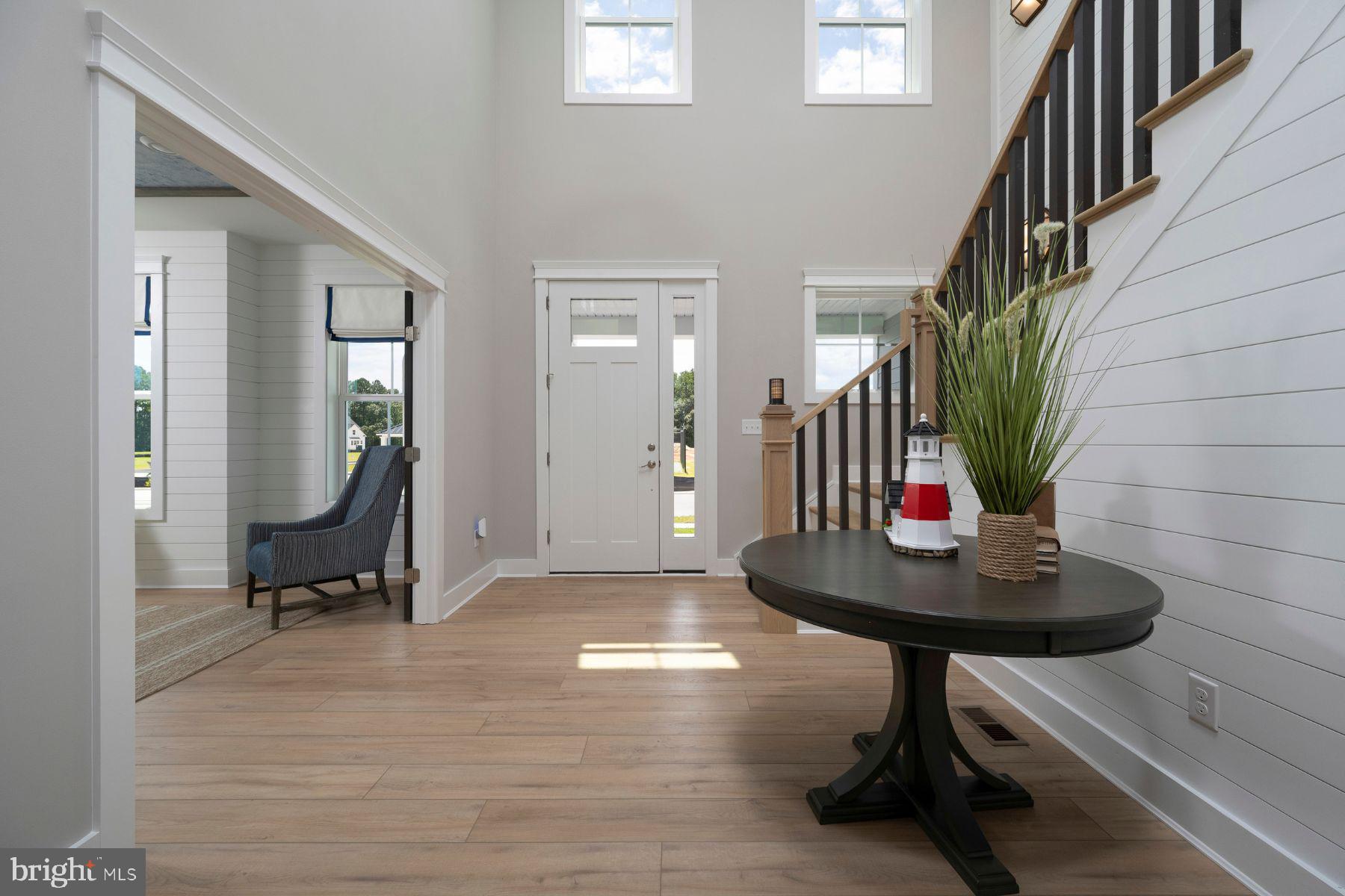 EAST GATE - Residential