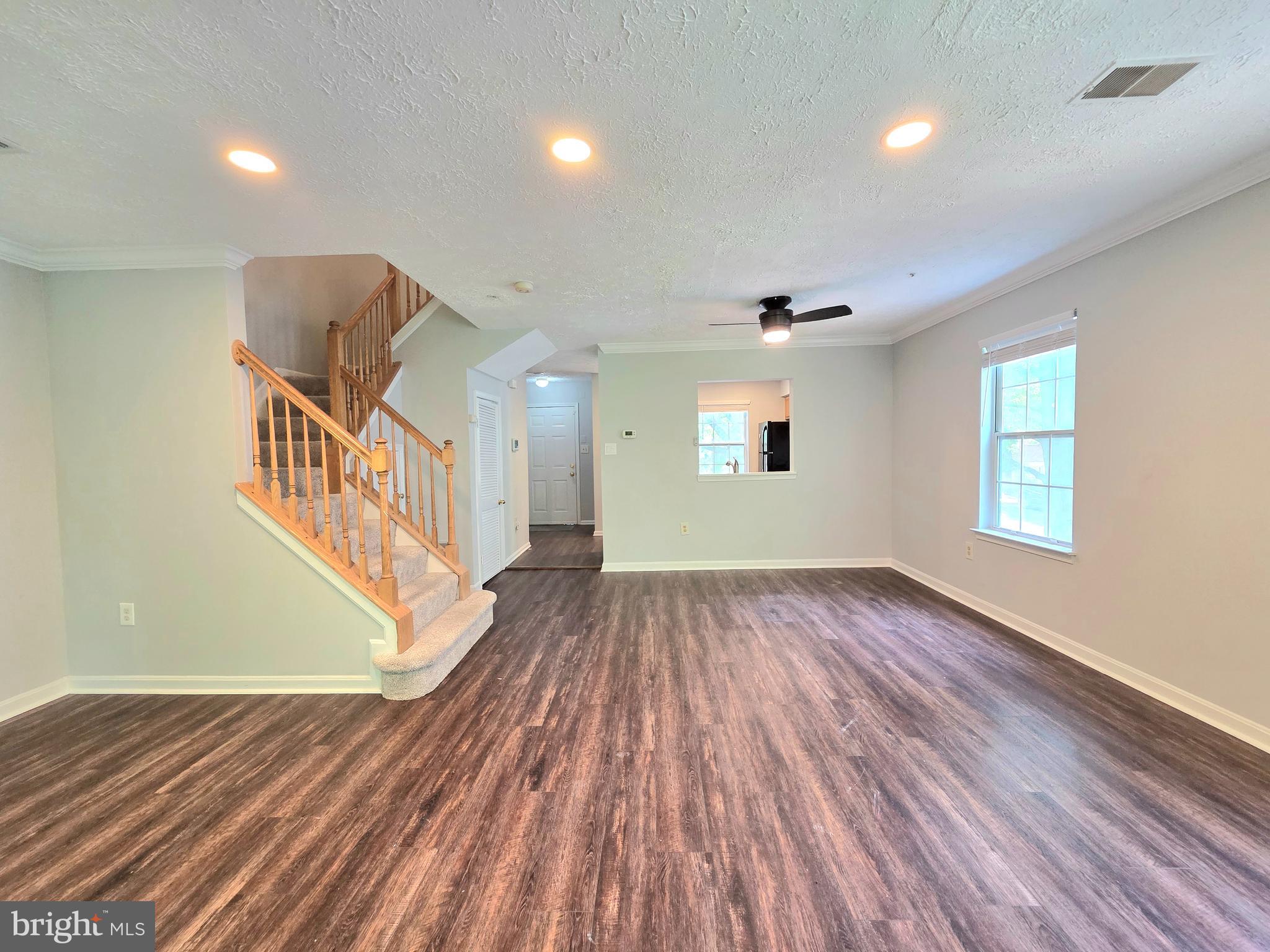 HILL OAKS CONDO - Residential Lease