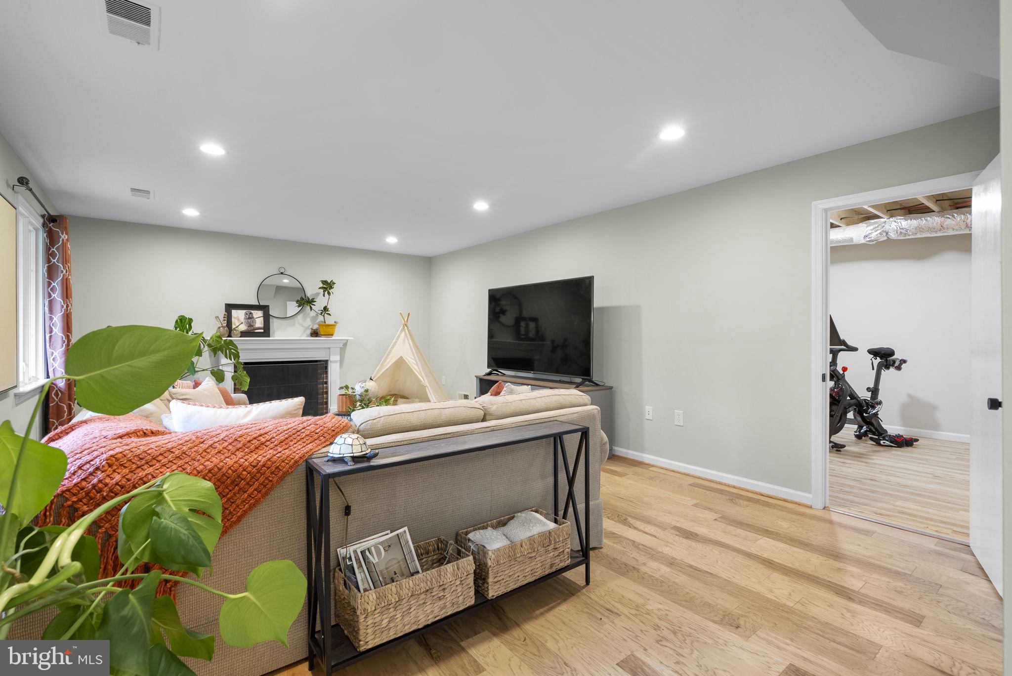 NORTH SPRINGBROOK - Residential