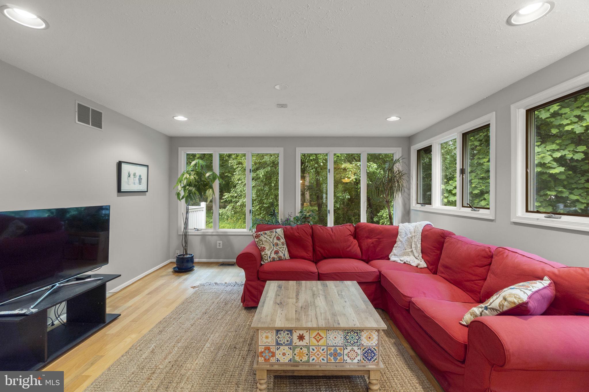 VILLAGE OF HICKORY RIDGE - Residential