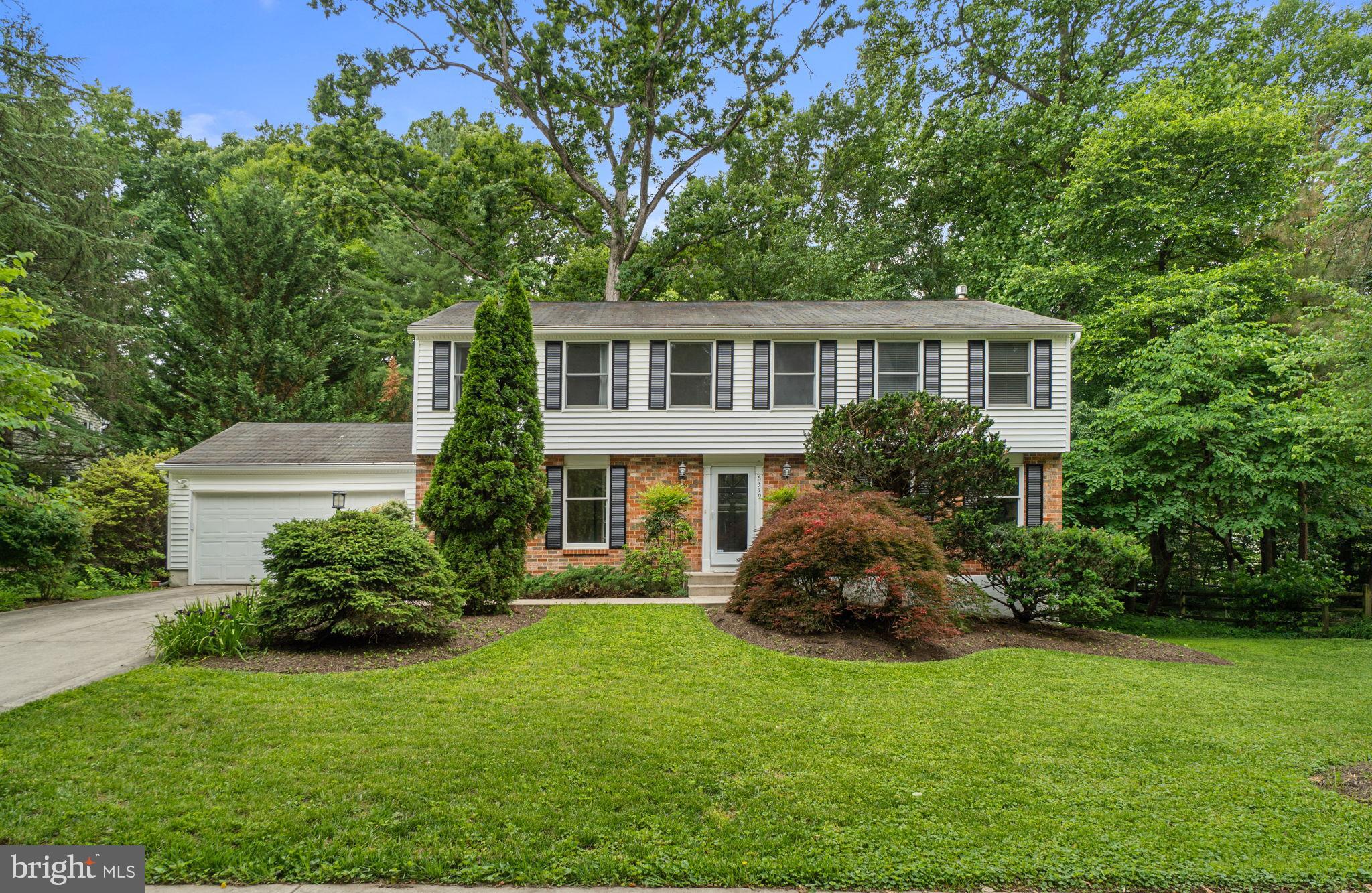 VILLAGE OF HICKORY RIDGE - Residential