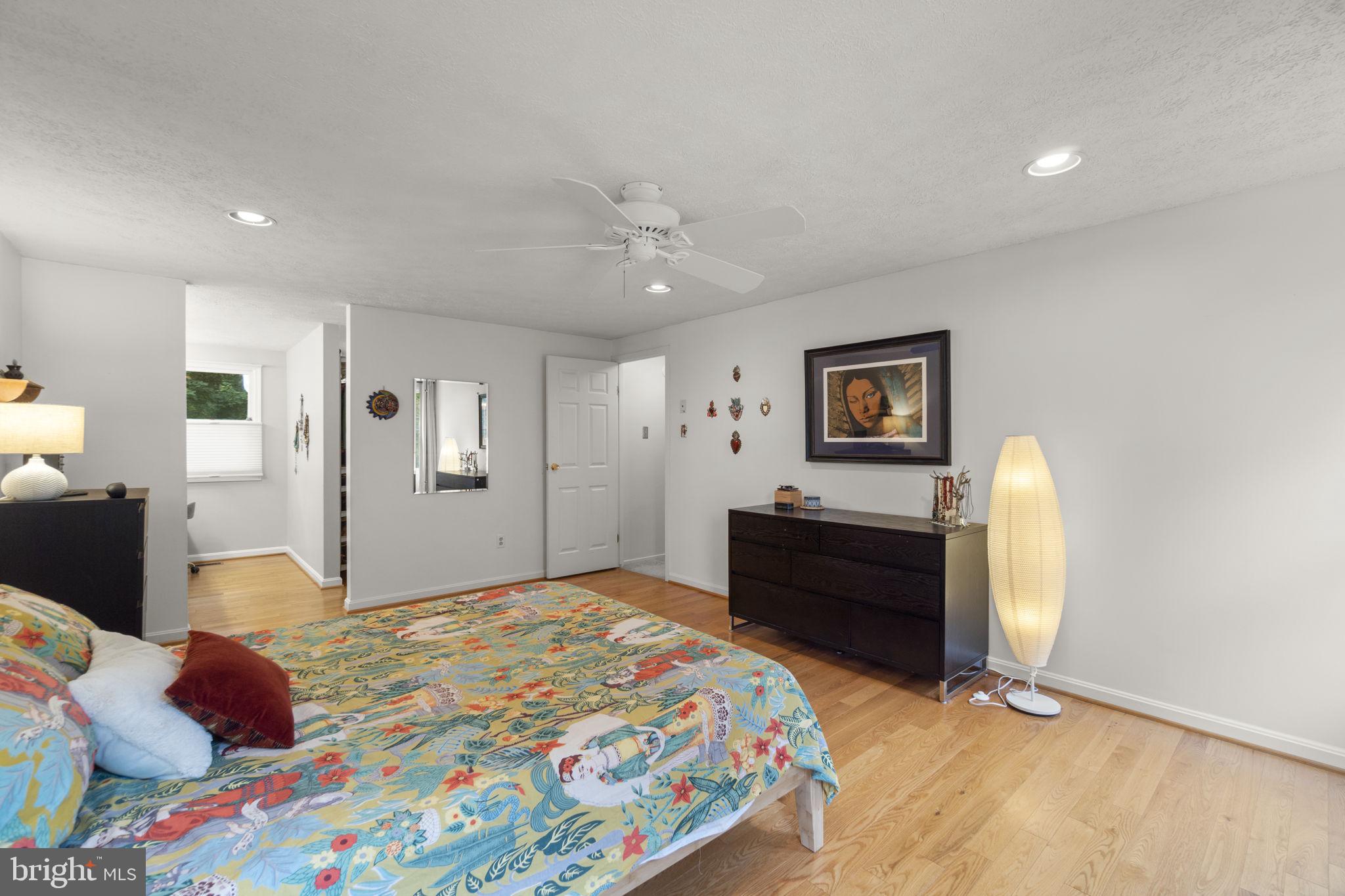 VILLAGE OF HICKORY RIDGE - Residential