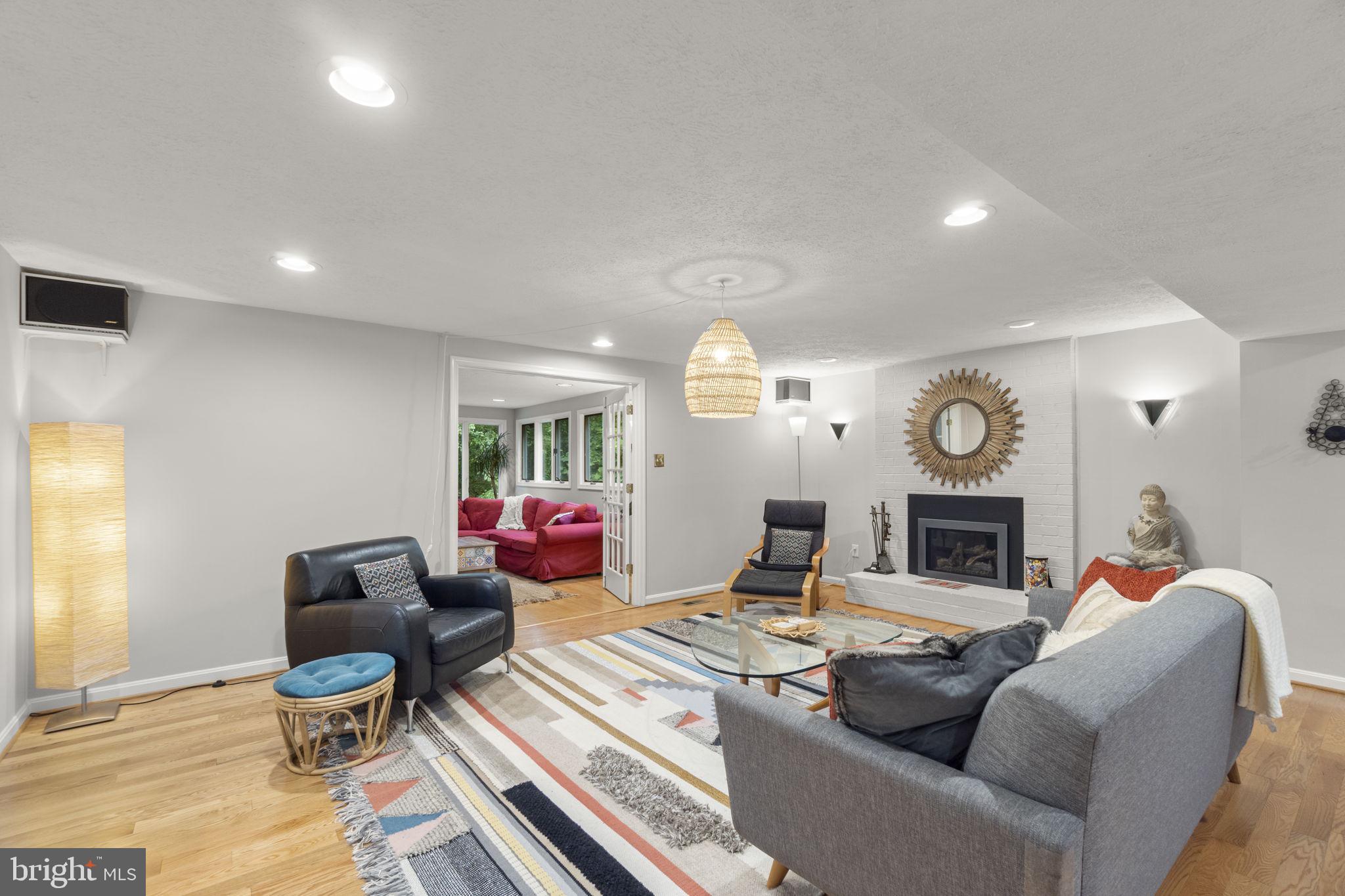 VILLAGE OF HICKORY RIDGE - Residential